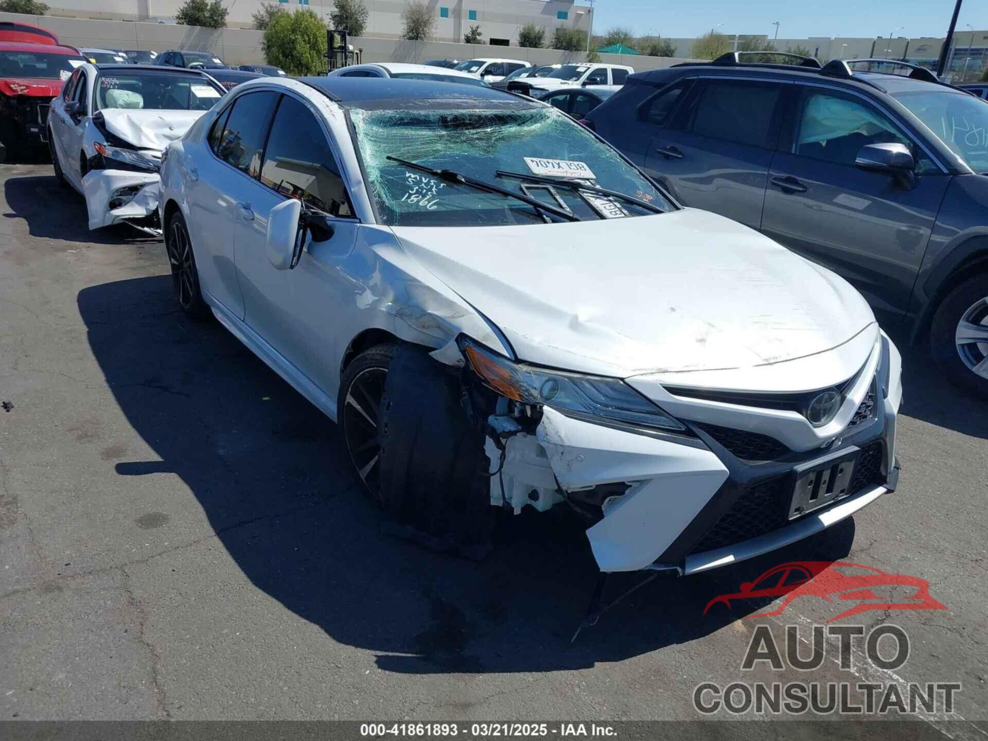 TOYOTA CAMRY 2019 - 4T1B61HK4KU691866
