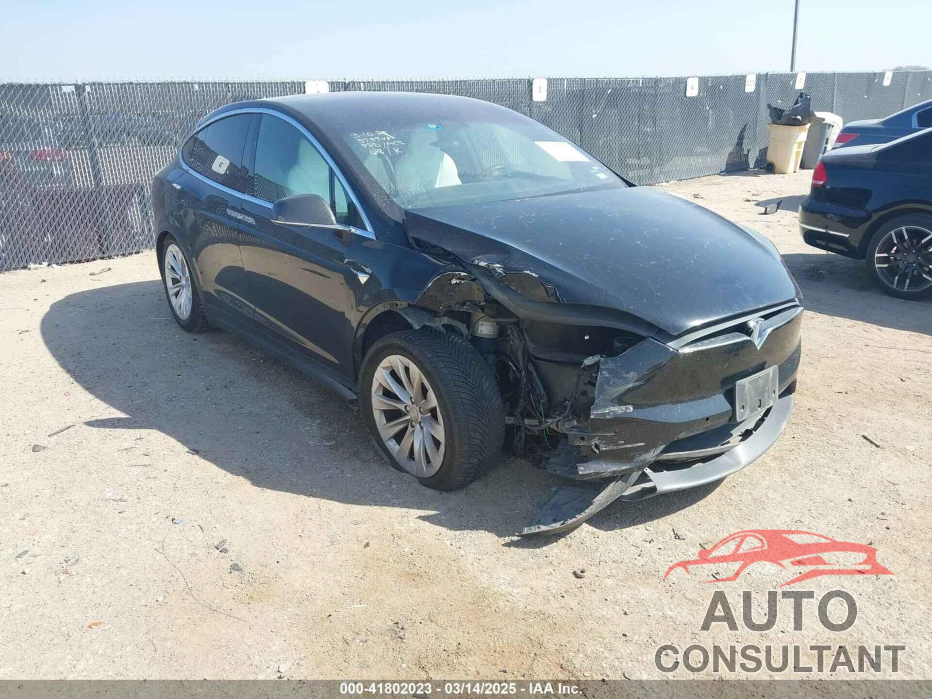 TESLA MODEL X 2019 - 5YJXCBE22KF184504