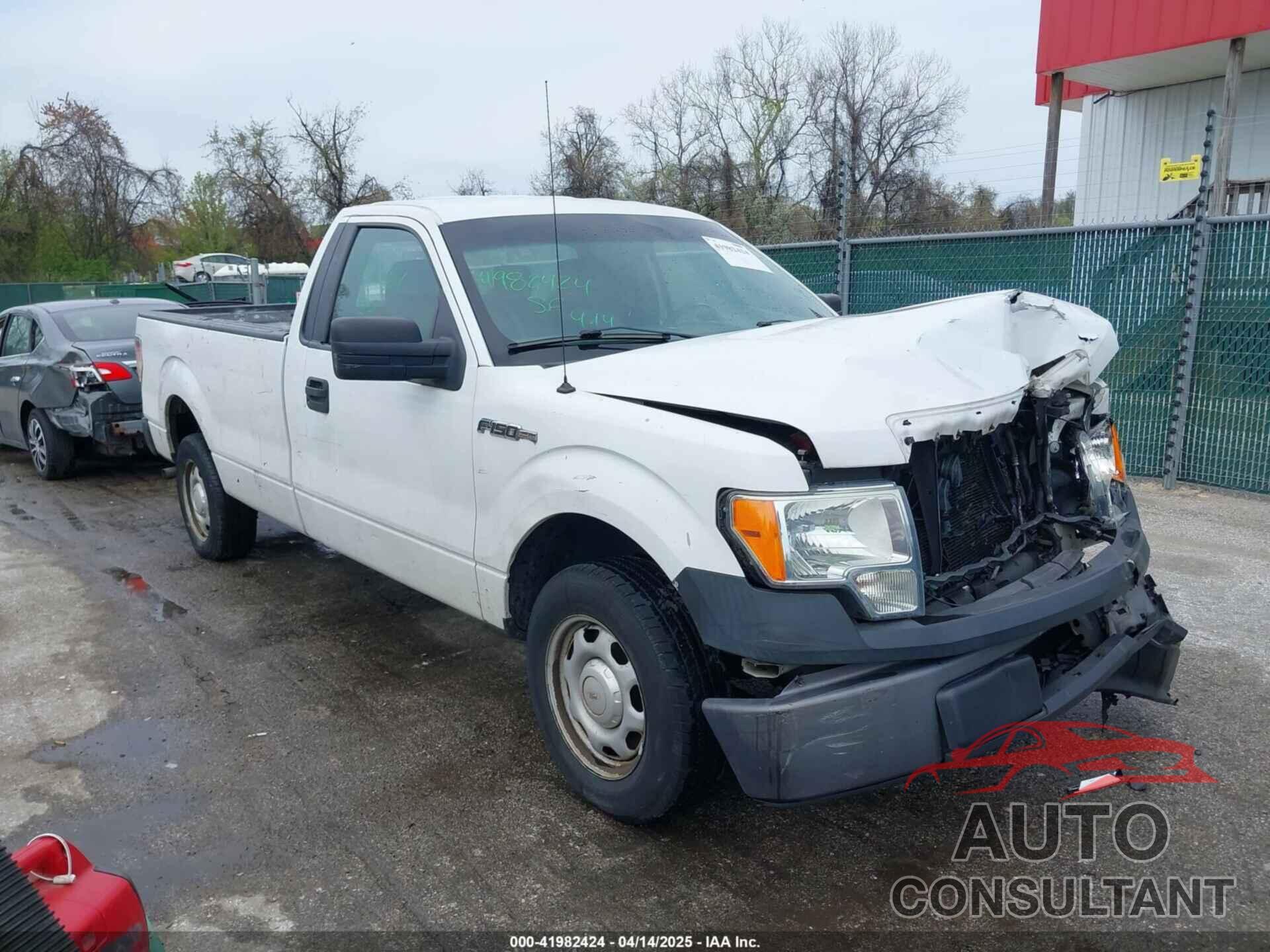 FORD F-150 2014 - 1FTMF1CM0EKF70113