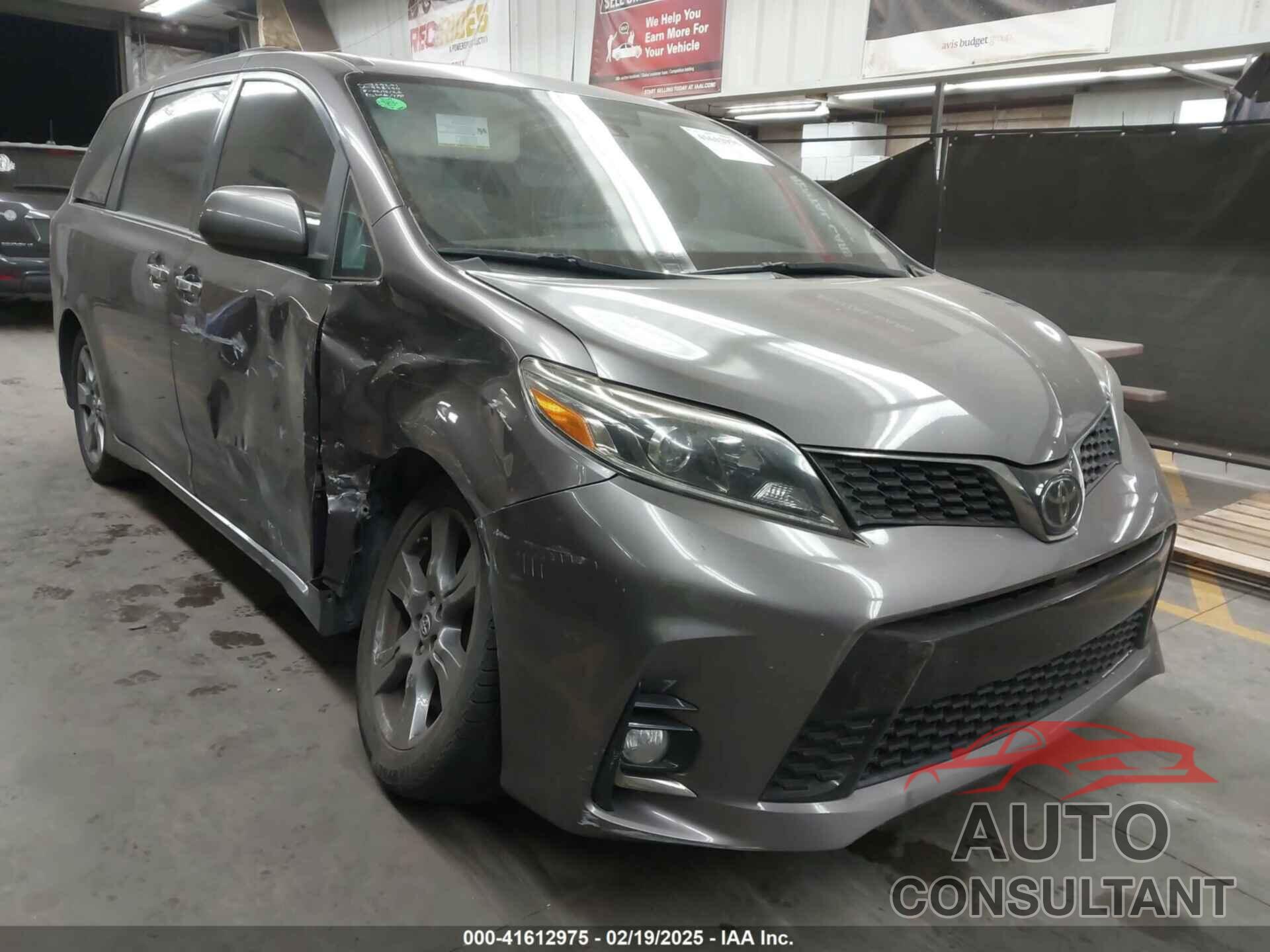 TOYOTA SIENNA 2019 - 5TDXZ3DC9KS998790