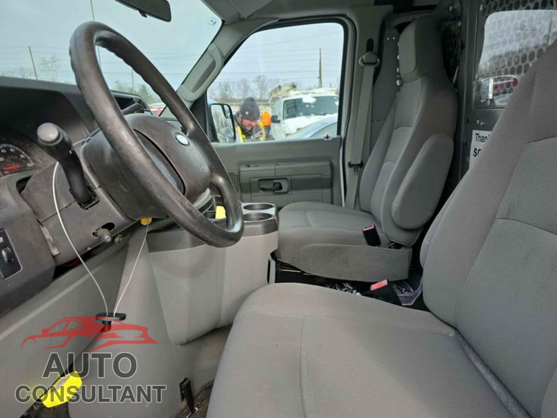 FORD ECONOLINE 2014 - 1FTNE2EL7EDB13899