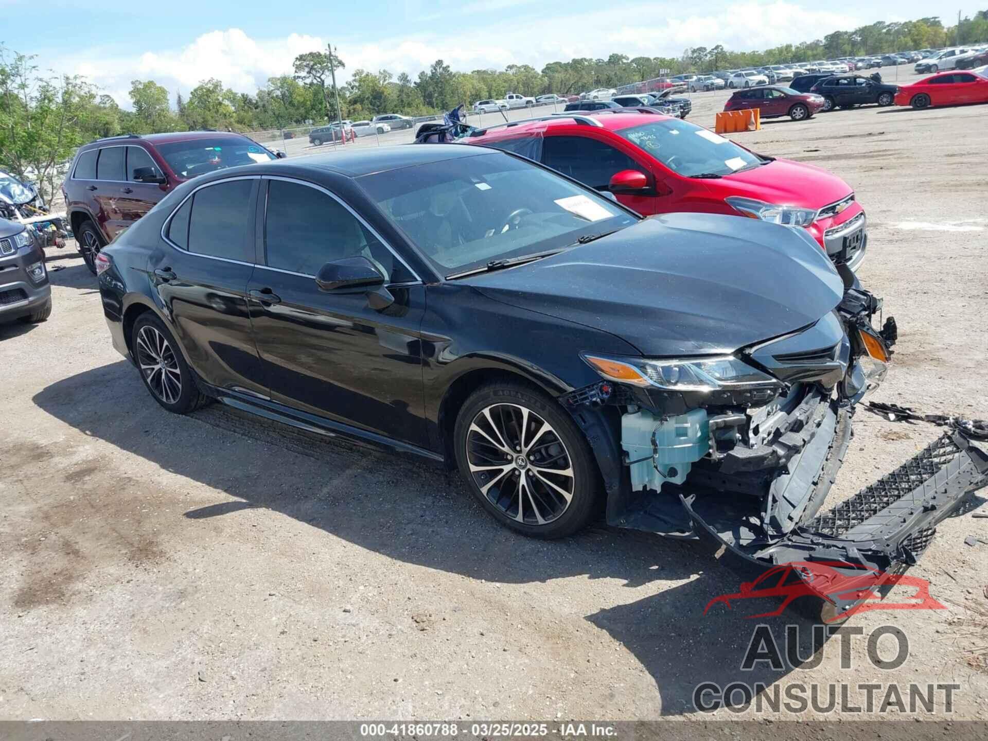 TOYOTA CAMRY 2018 - 4T1B11HK9JU606226