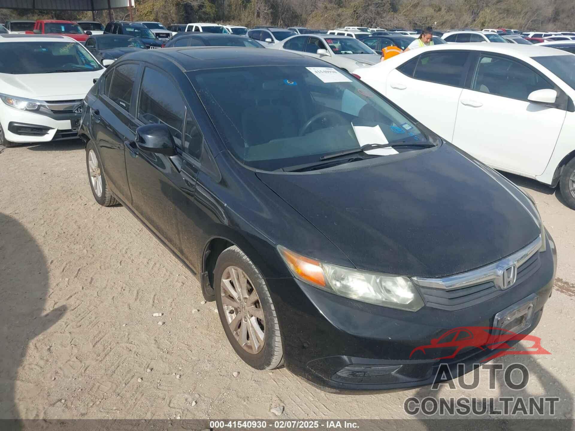 HONDA CIVIC 2012 - 19XFB2F88CE063176