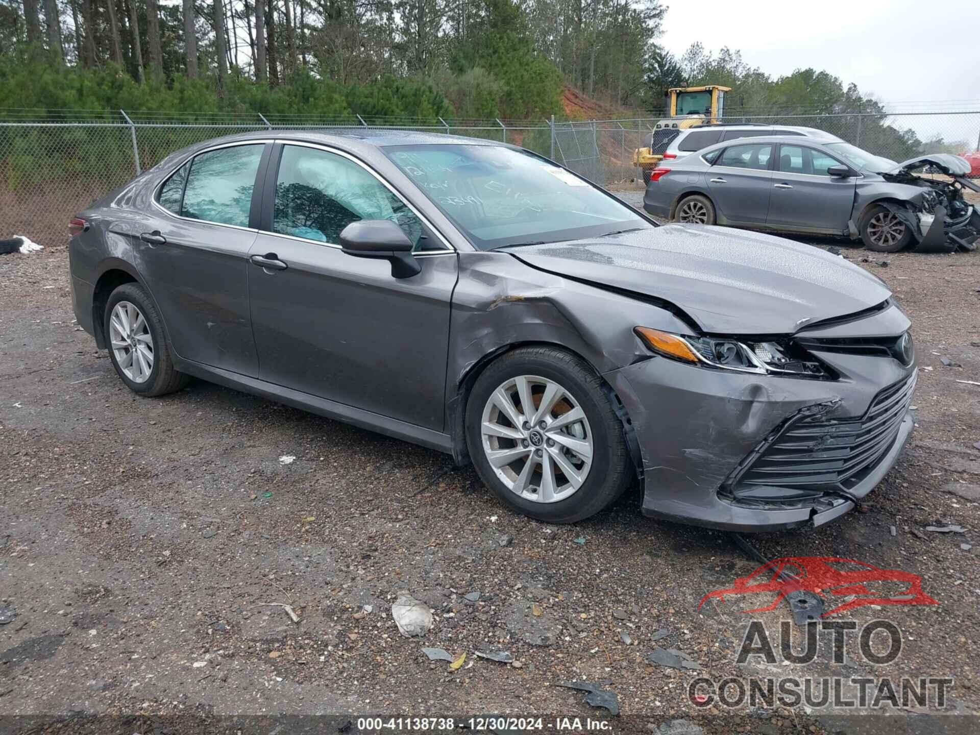 TOYOTA CAMRY 2024 - 4T1C11AK9RU234302