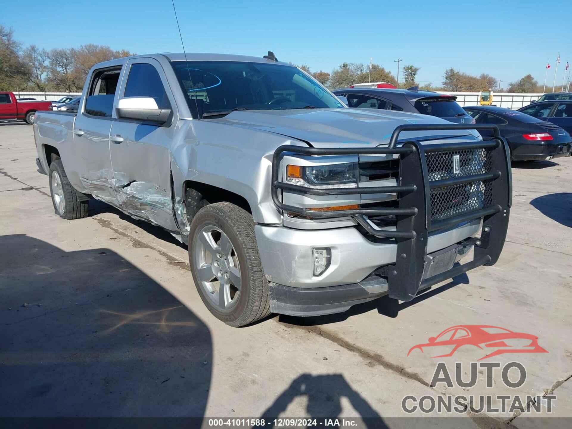 CHEVROLET SILVERADO 1500 2018 - 3GCUKREC3JG605968