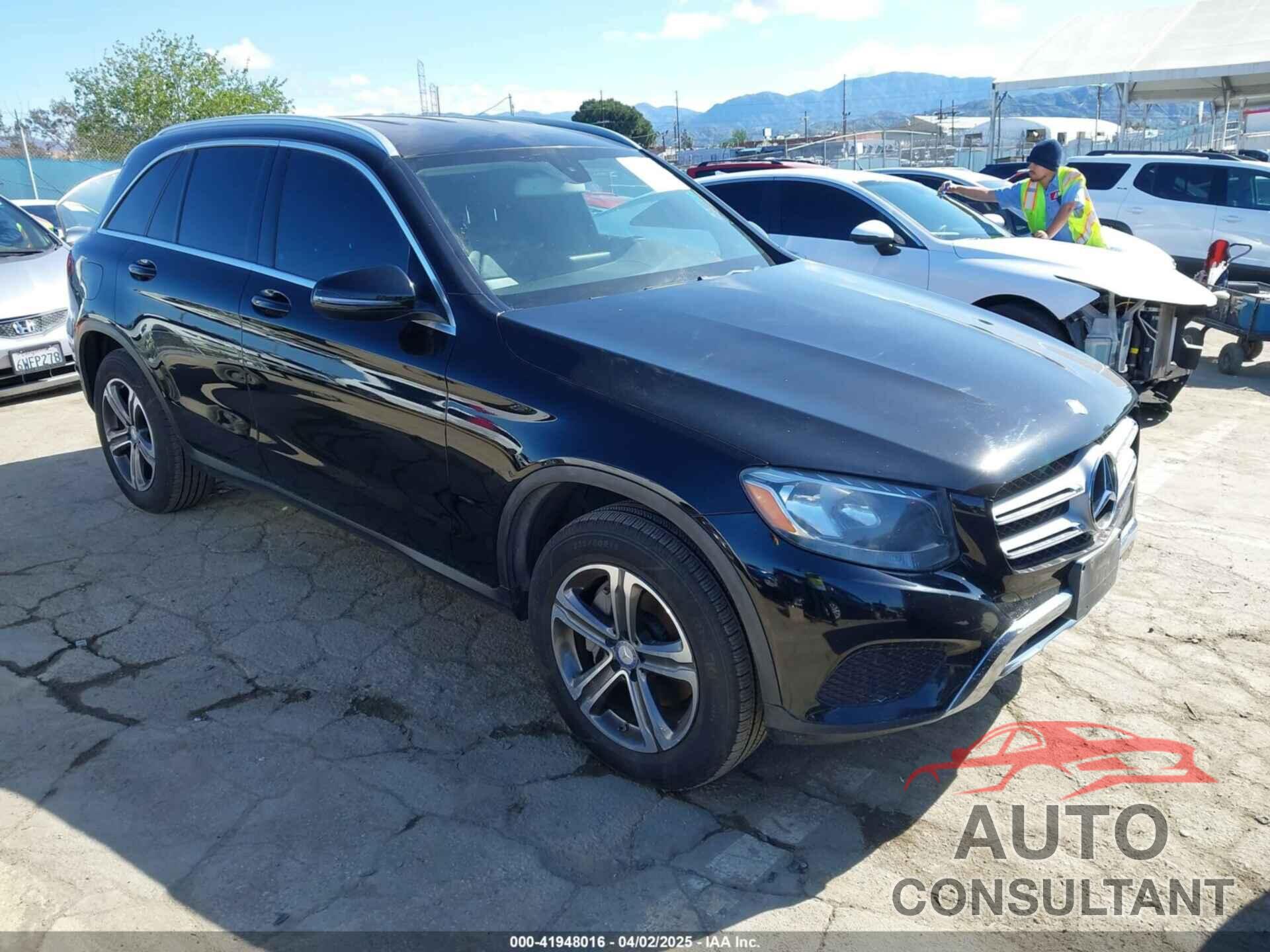 MERCEDES-BENZ GLC 300 2017 - WDC0G4JB6HF186262