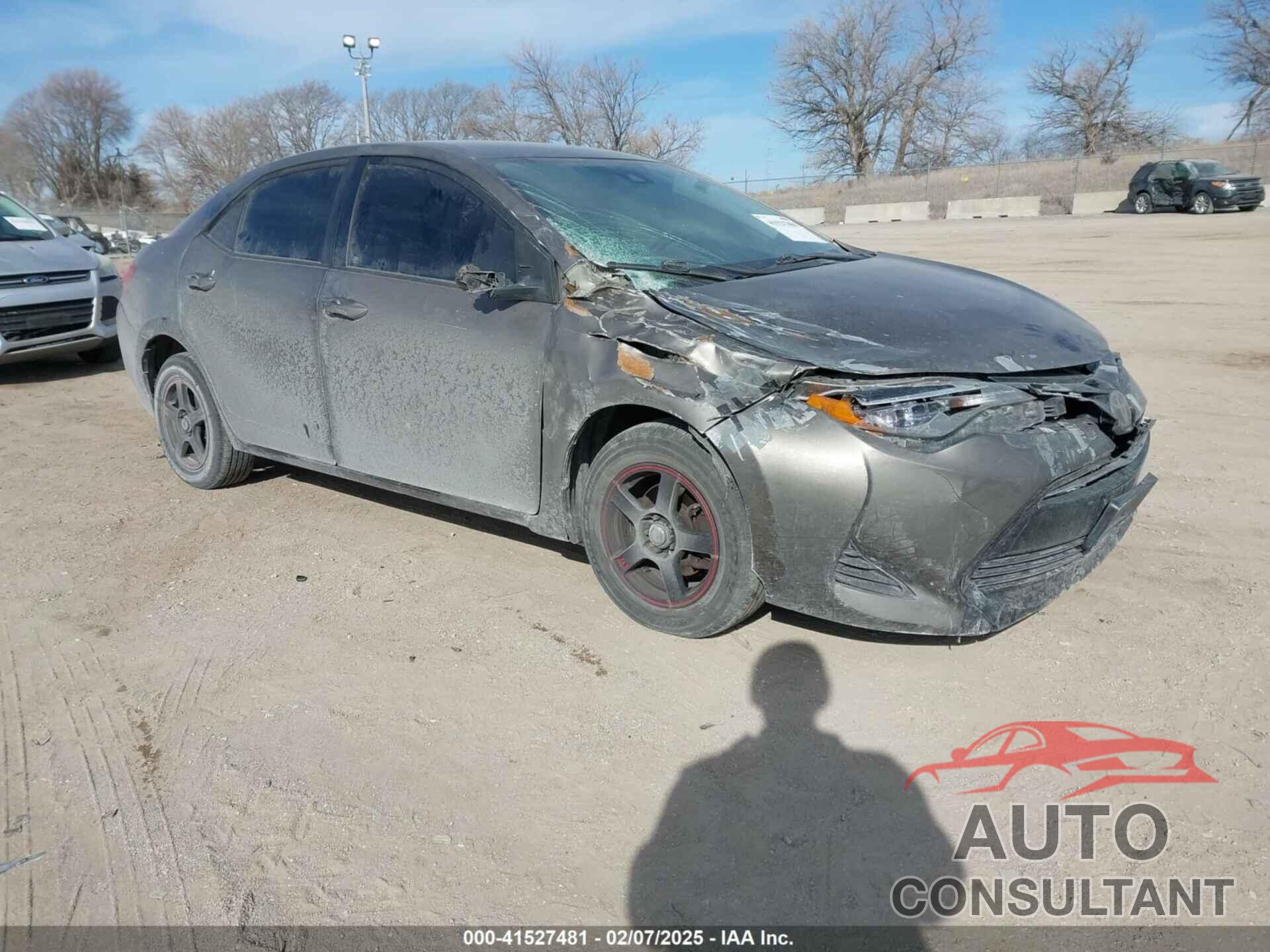TOYOTA COROLLA 2017 - 5YFBURHE7HP678442