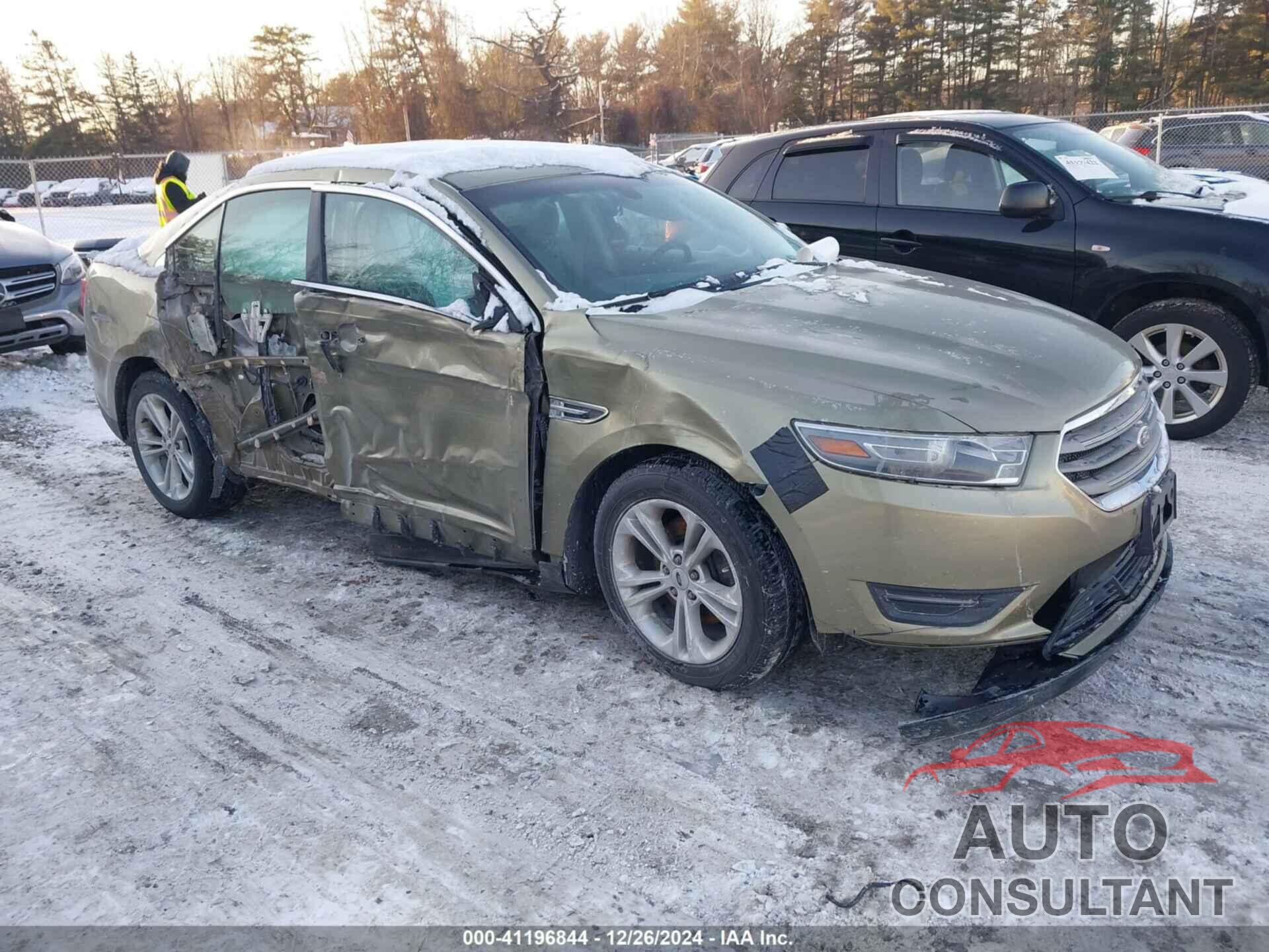 FORD TAURUS 2013 - 1FAHP2E82DG133158