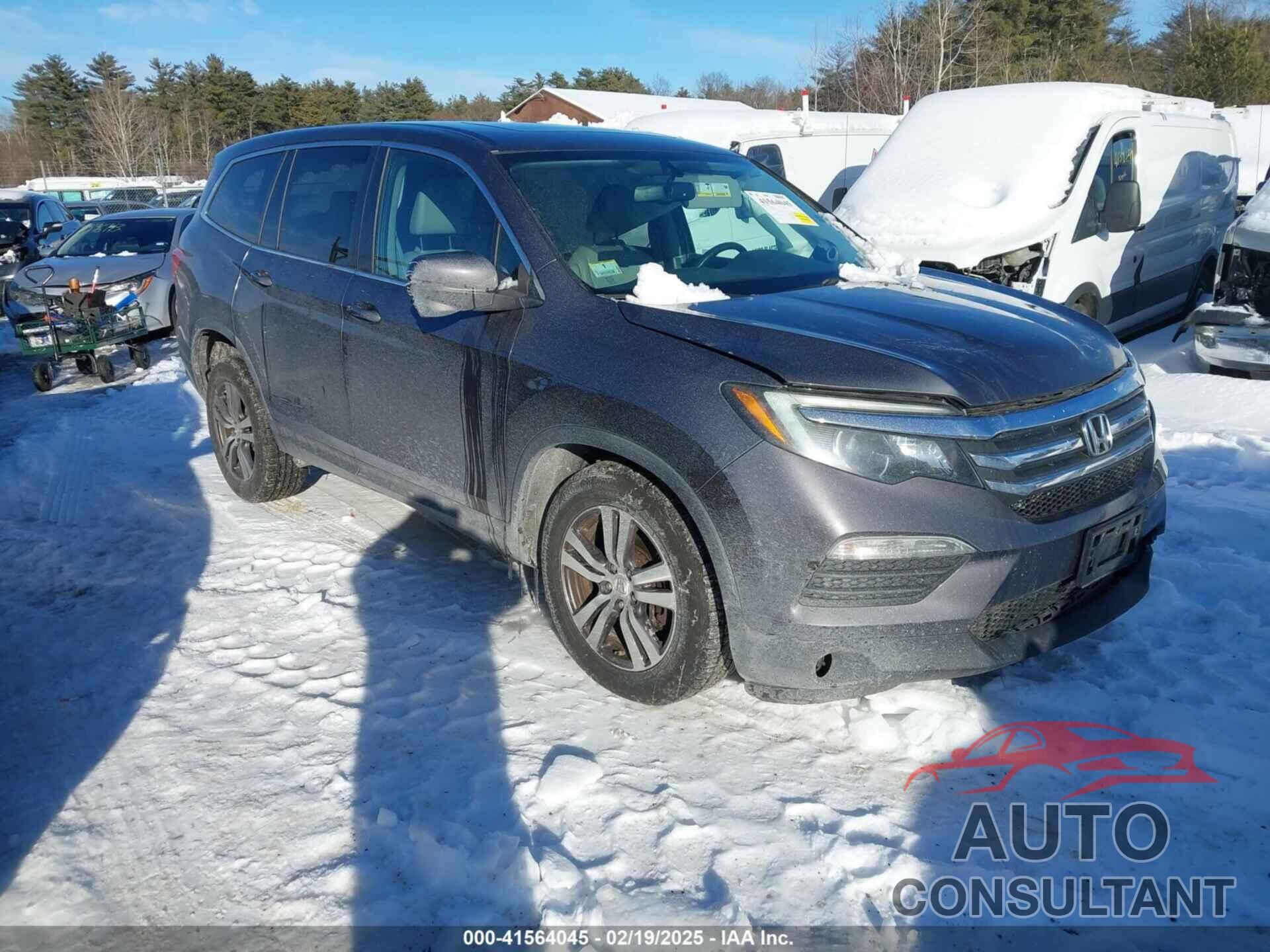 HONDA PILOT 2018 - 5FNYF6H54JB015804
