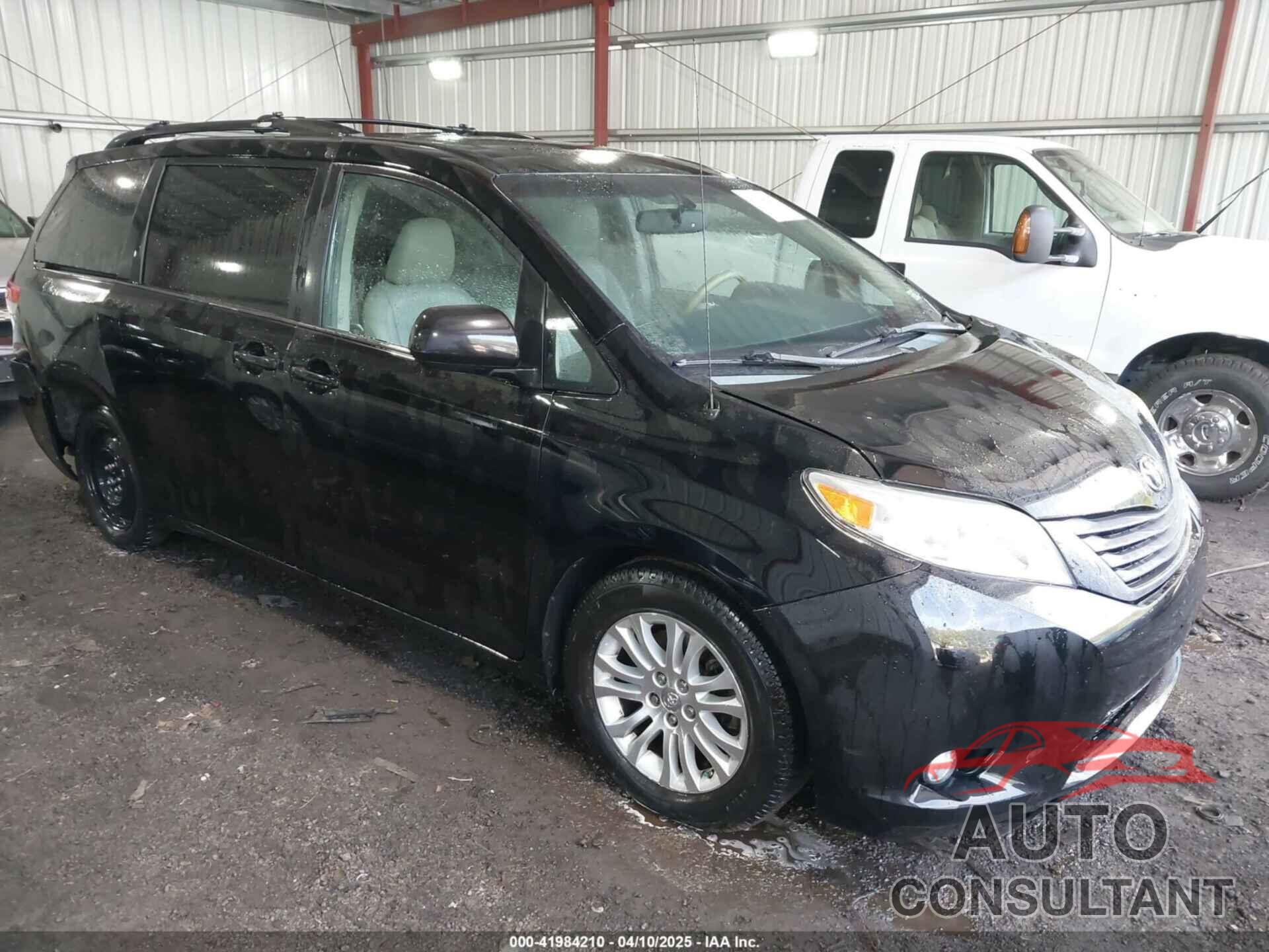TOYOTA SIENNA 2013 - 5TDYK3DC7DS367502