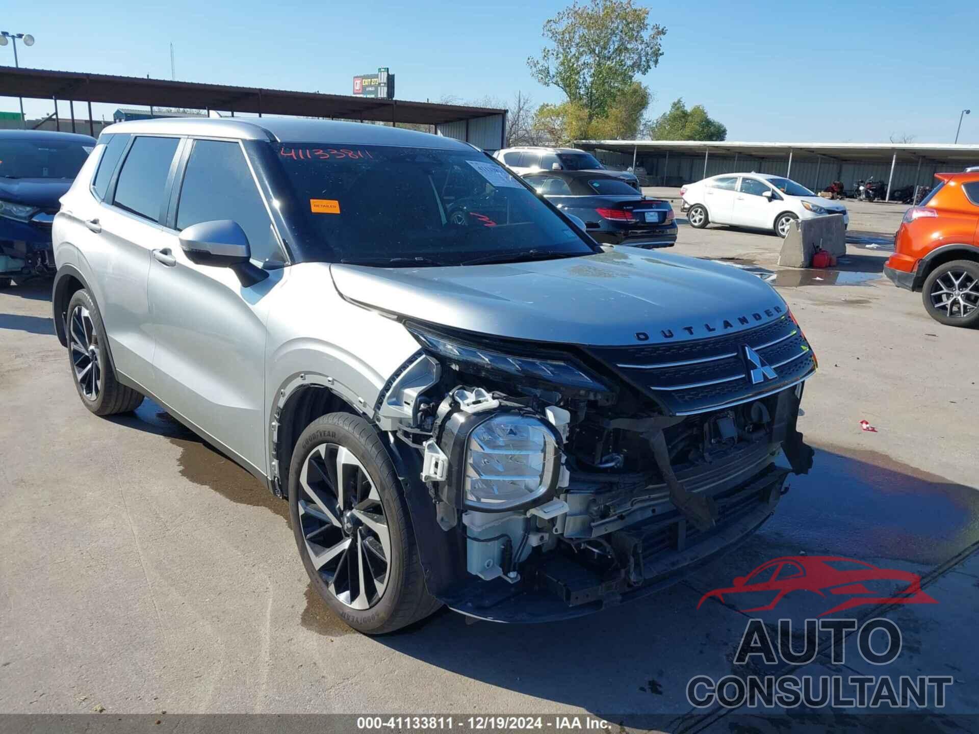 MITSUBISHI OUTLANDER 2022 - JA4J3UA88NZ017603