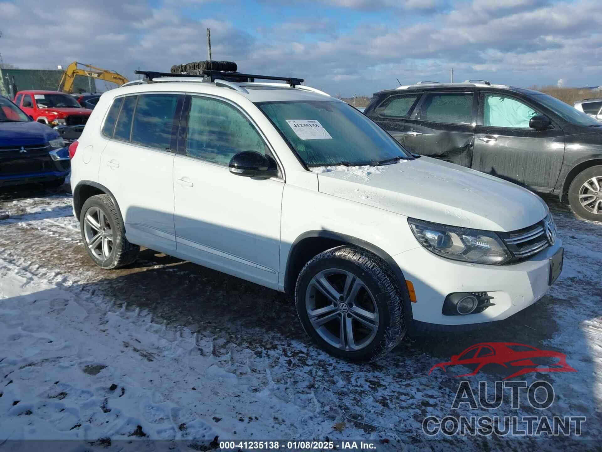 VOLKSWAGEN TIGUAN 2017 - WVGUV7AX1HW508277