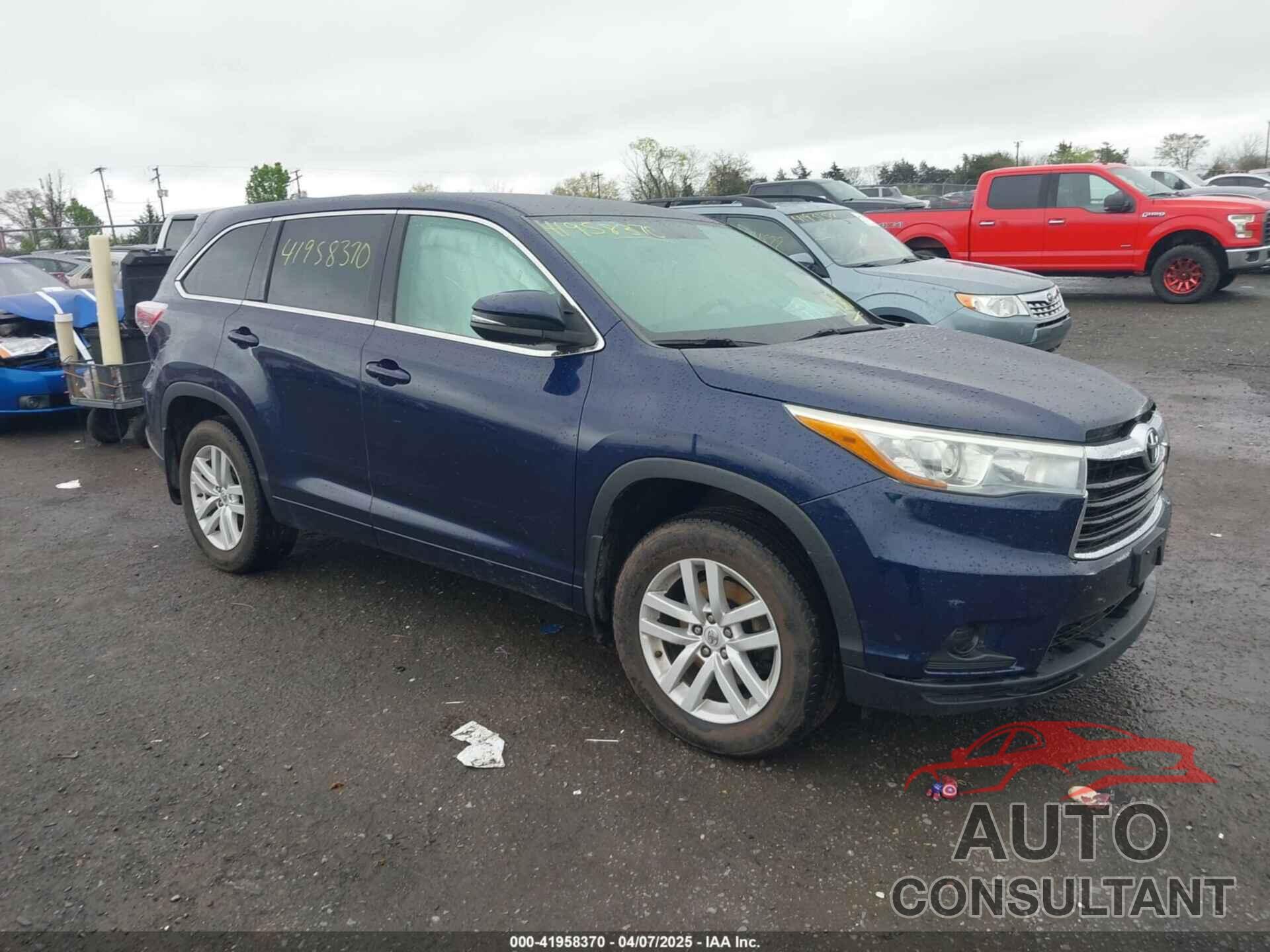 TOYOTA HIGHLANDER 2015 - 5TDBKRFH9FS145998