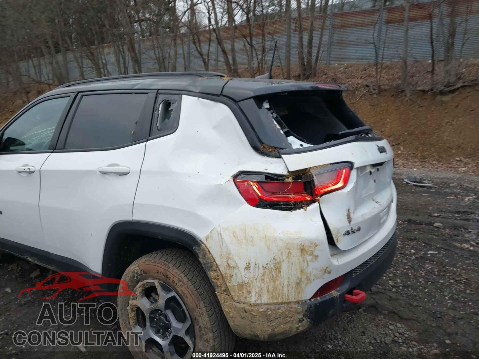 JEEP COMPASS 2022 - 3C4NJDDB1NT202944