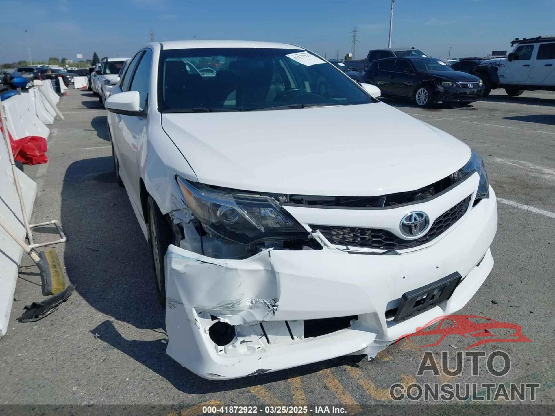 TOYOTA CAMRY 2014 - 4T1BF1FK4EU425951