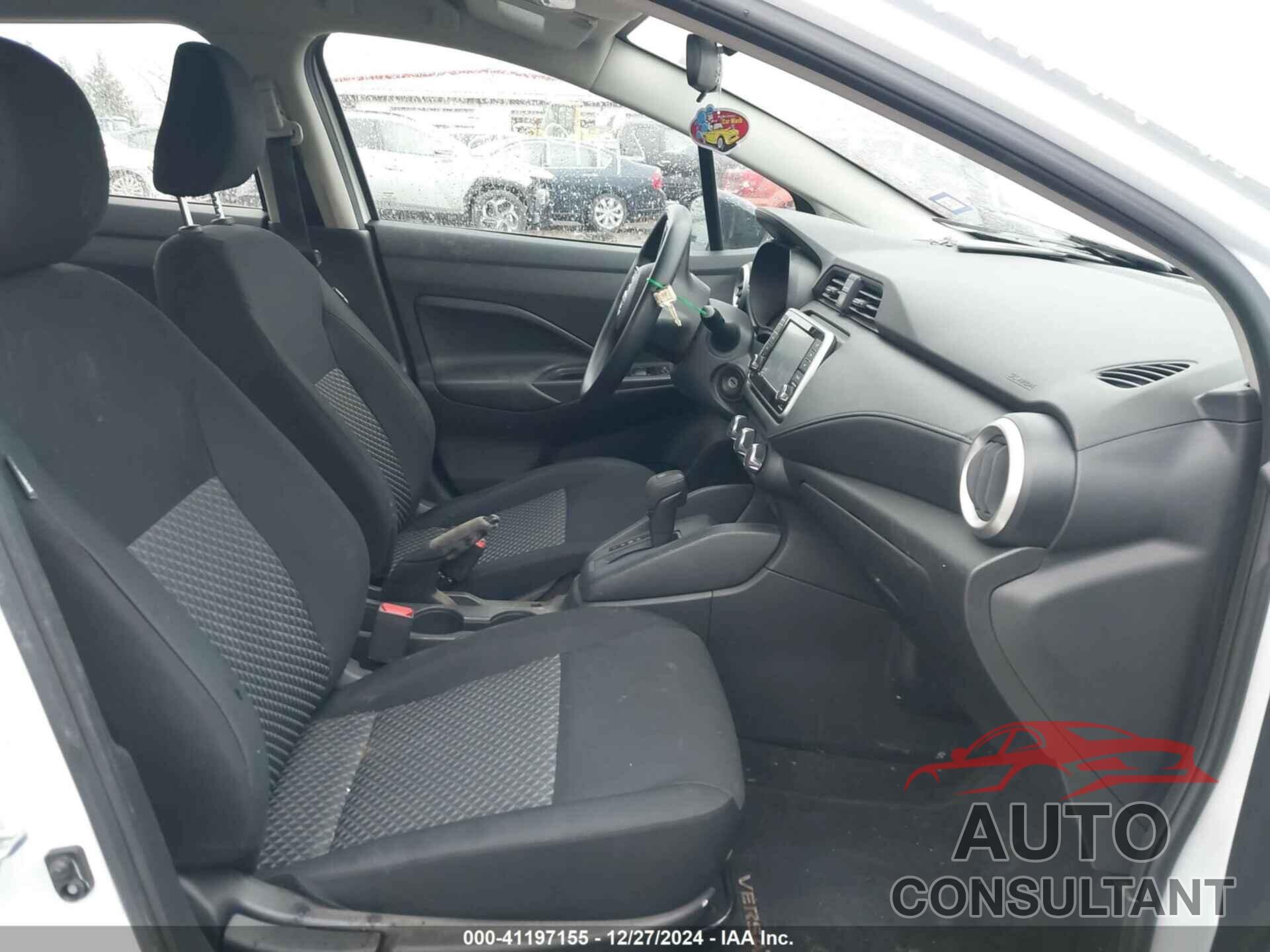 NISSAN VERSA 2023 - 3N1CN8DV0PL823238