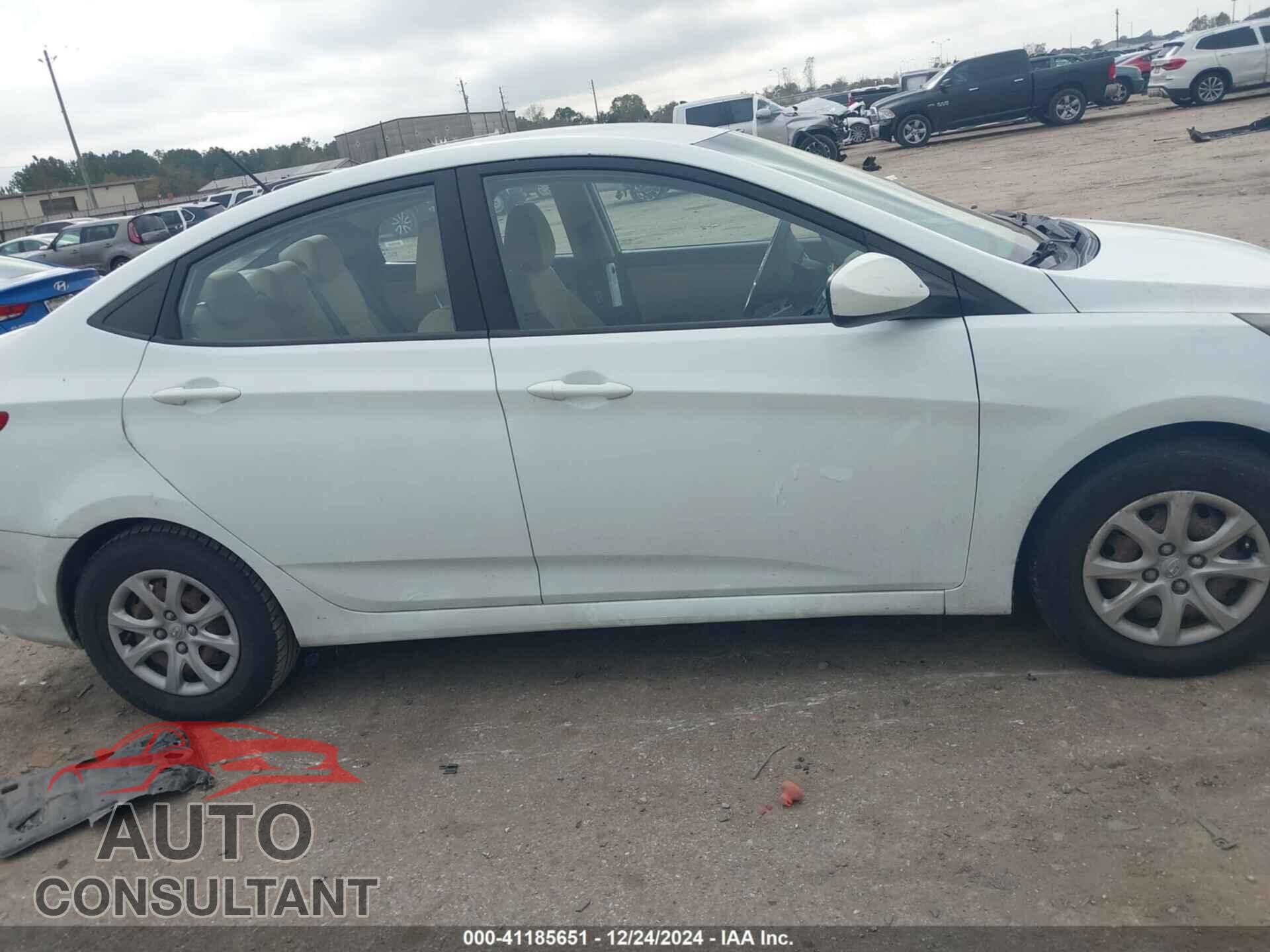 HYUNDAI ACCENT 2013 - KMHCT4AE3DU325550