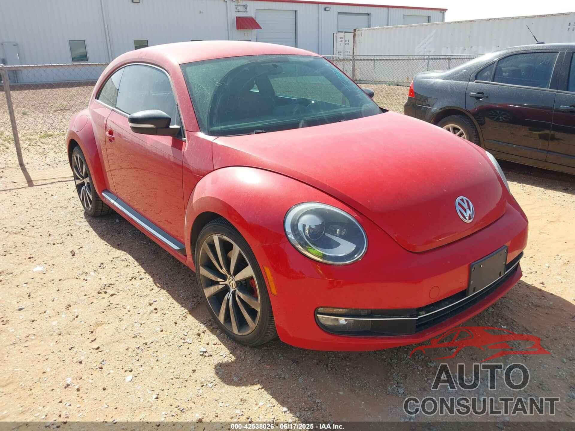 VOLKSWAGEN BEETLE 2012 - 3VWVA7AT8CM641190