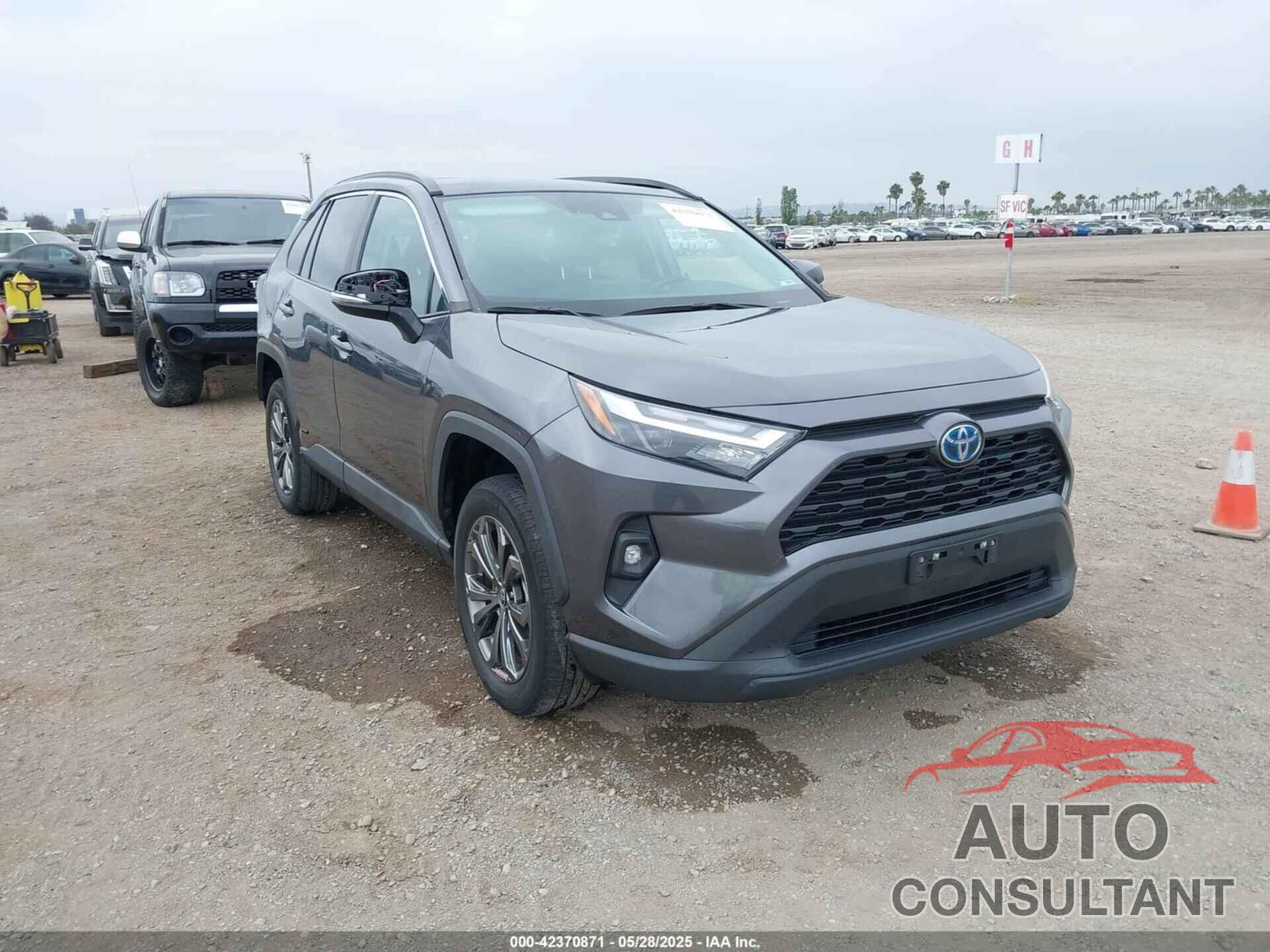 TOYOTA RAV4 HYBRID 2022 - 4T3B6RFV8NU081069