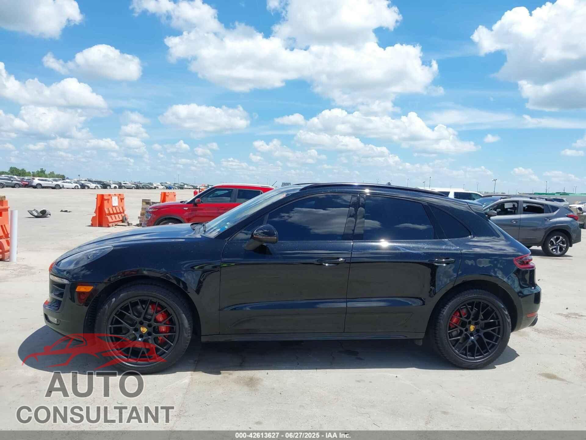 PORSCHE MACAN 2017 - WP1AG2A58HLB52493