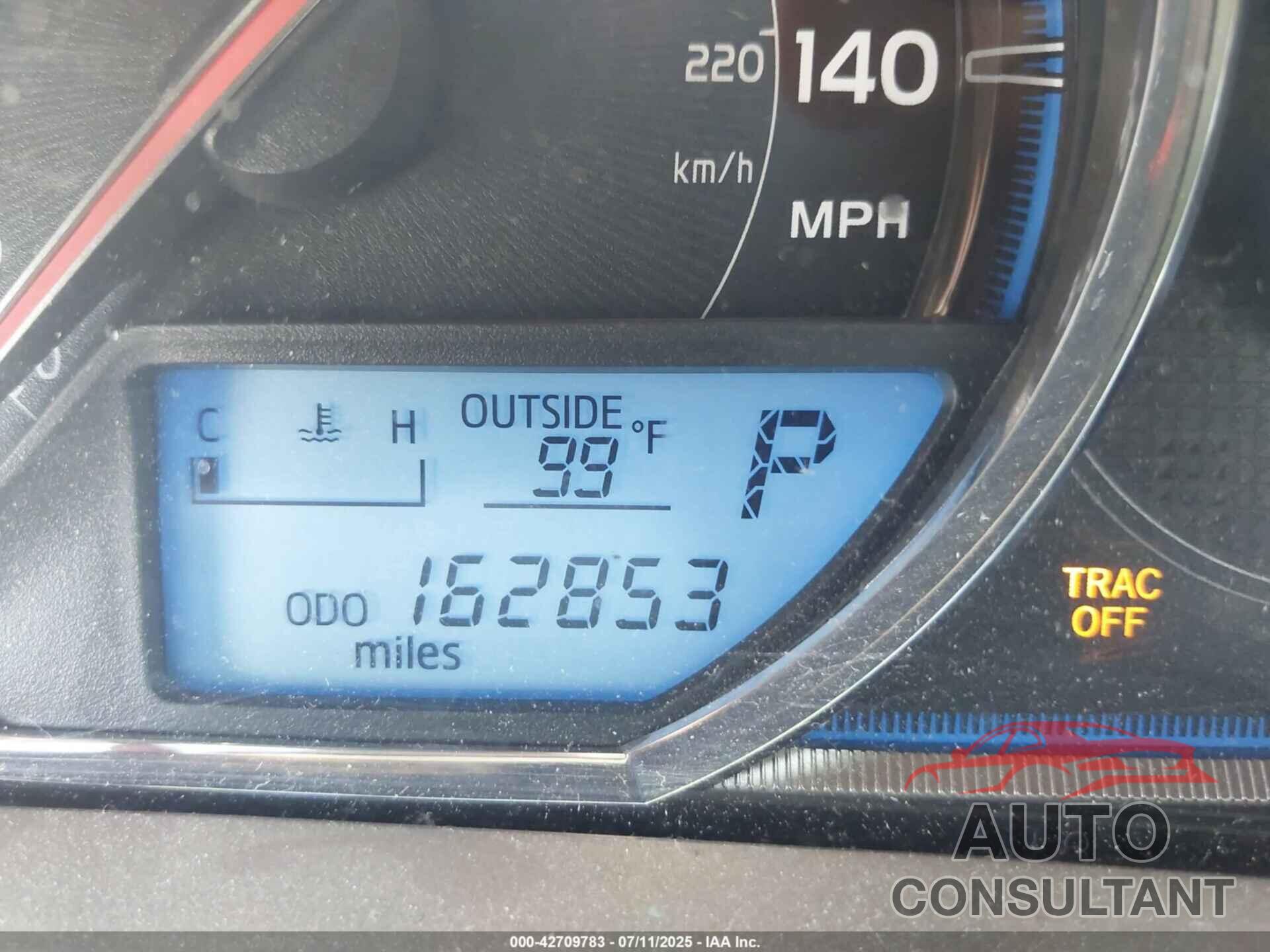 TOYOTA RAV4 2015 - JTMDFREV8FD107730