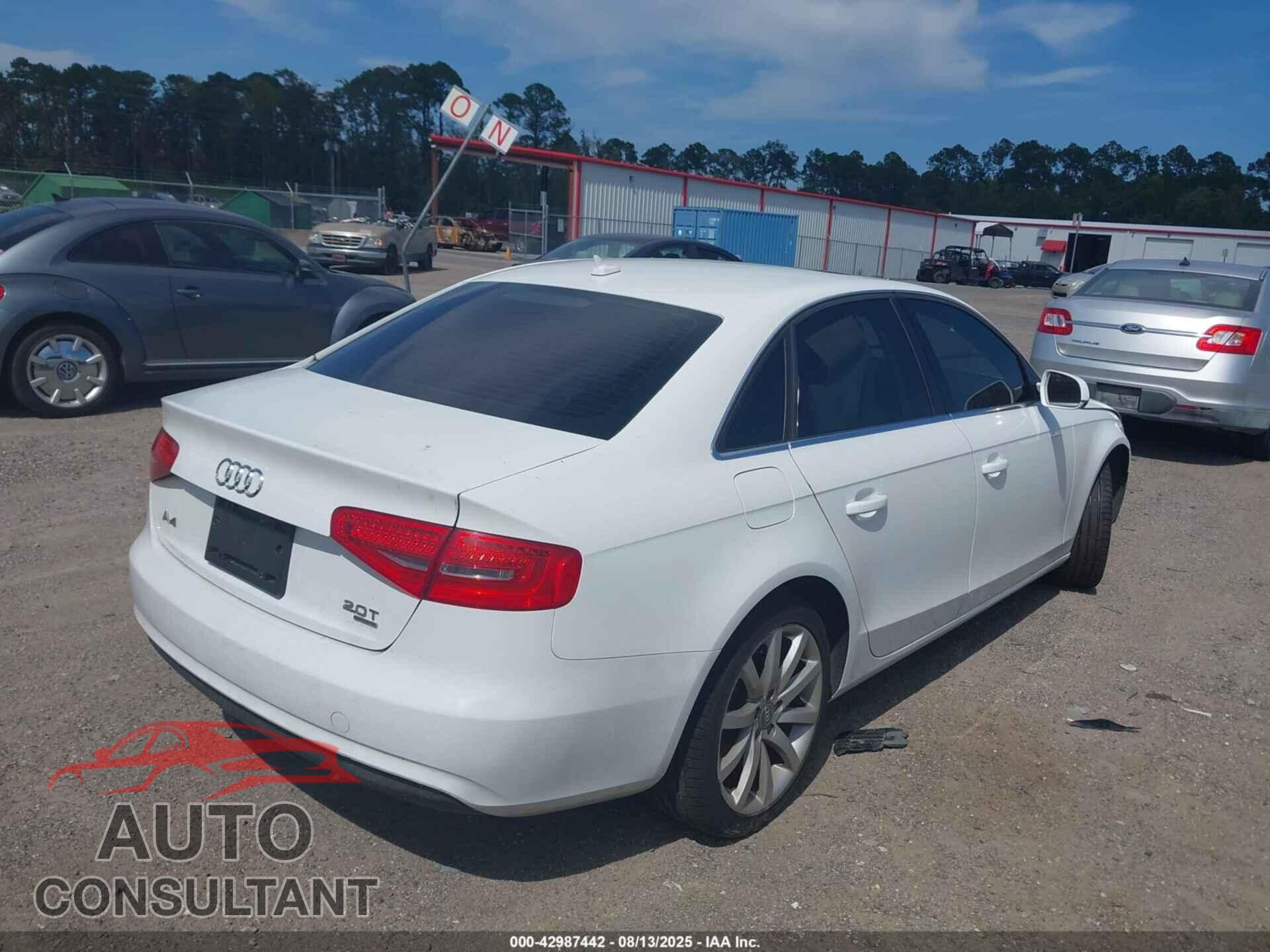 AUDI A4 2013 - WAUFFAFL5DN045294
