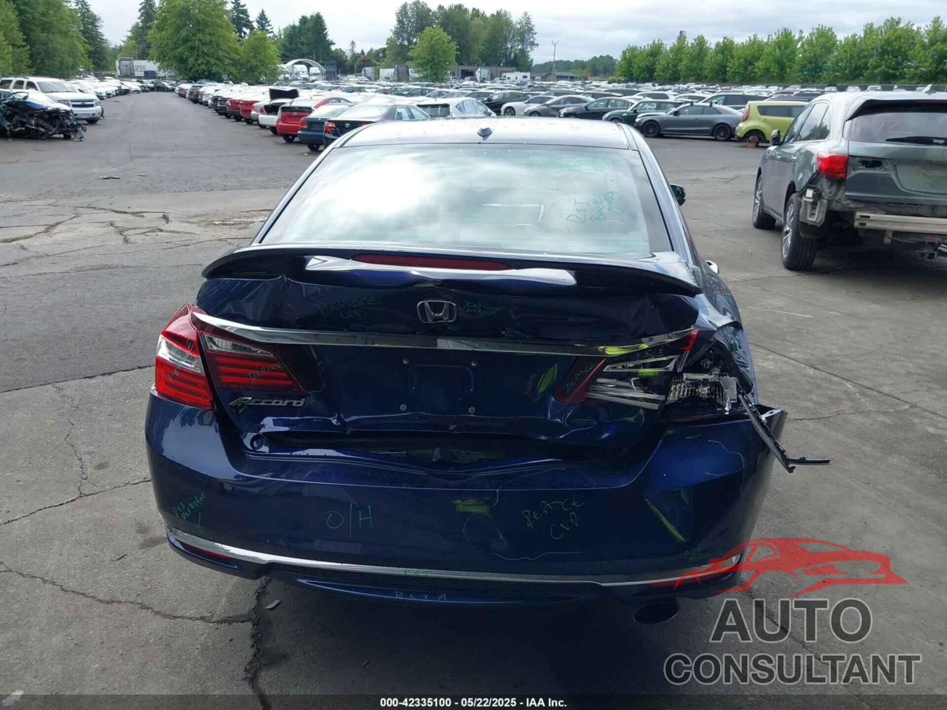 HONDA ACCORD 2017 - 1HGCR2F0XHA000391