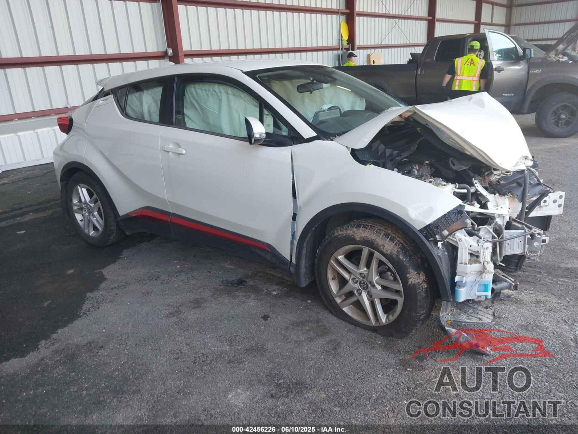 TOYOTA C-HR 2021 - NMTKHMBX8MR118687