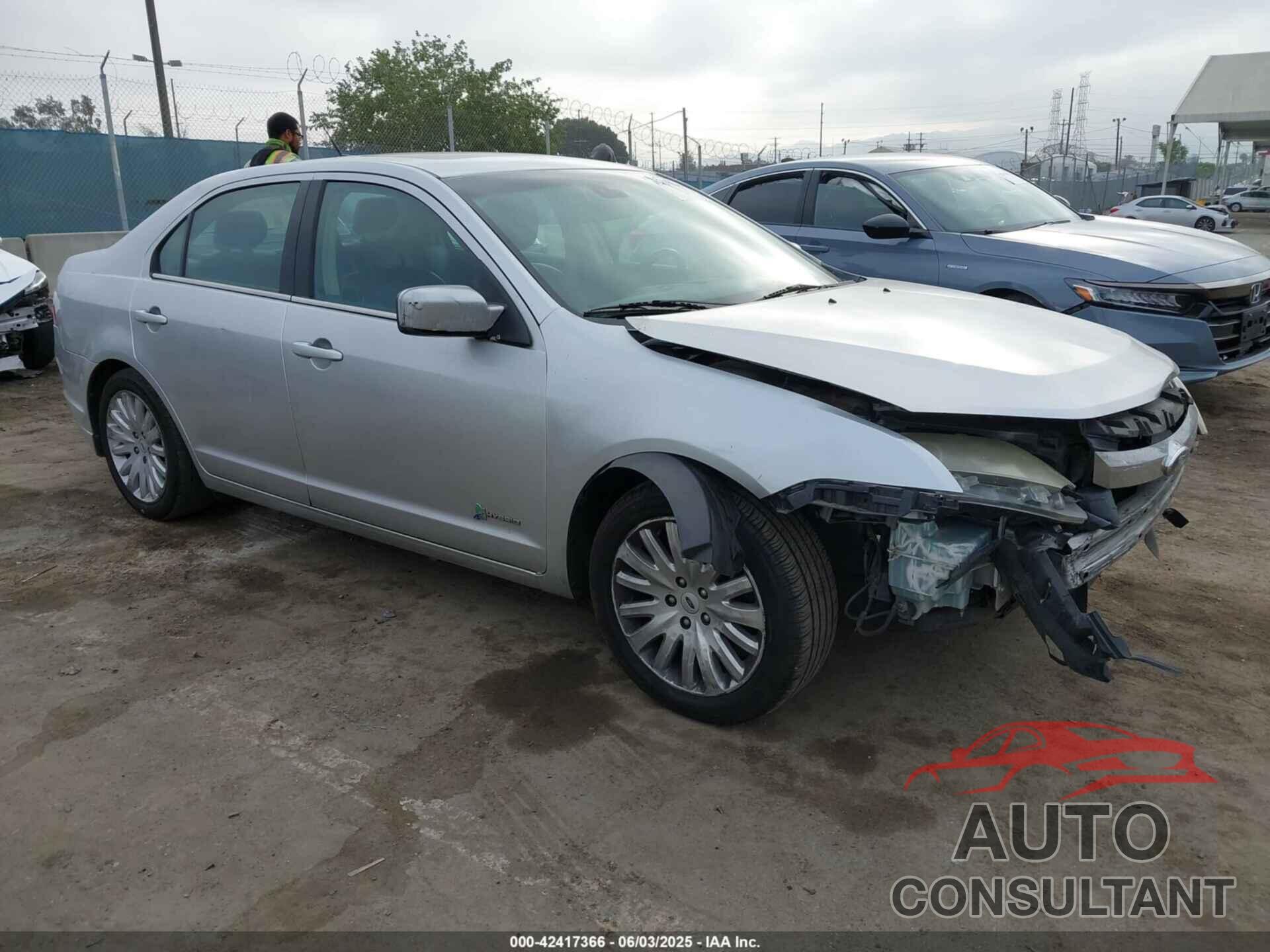 FORD FUSION HYBRID 2012 - 3FADP0L38CR247764