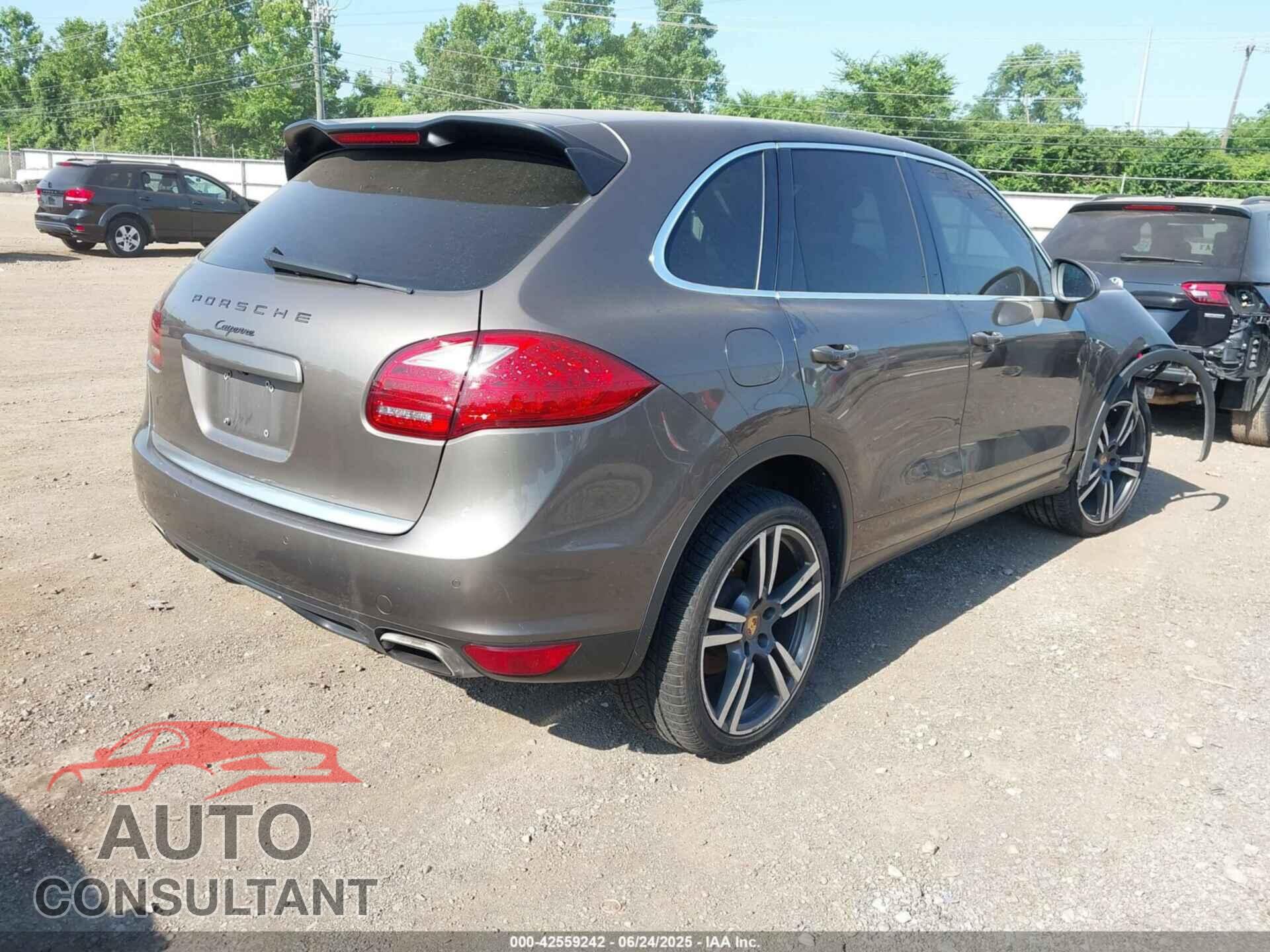 PORSCHE CAYENNE 2011 - WP1AA2A26BLA09038