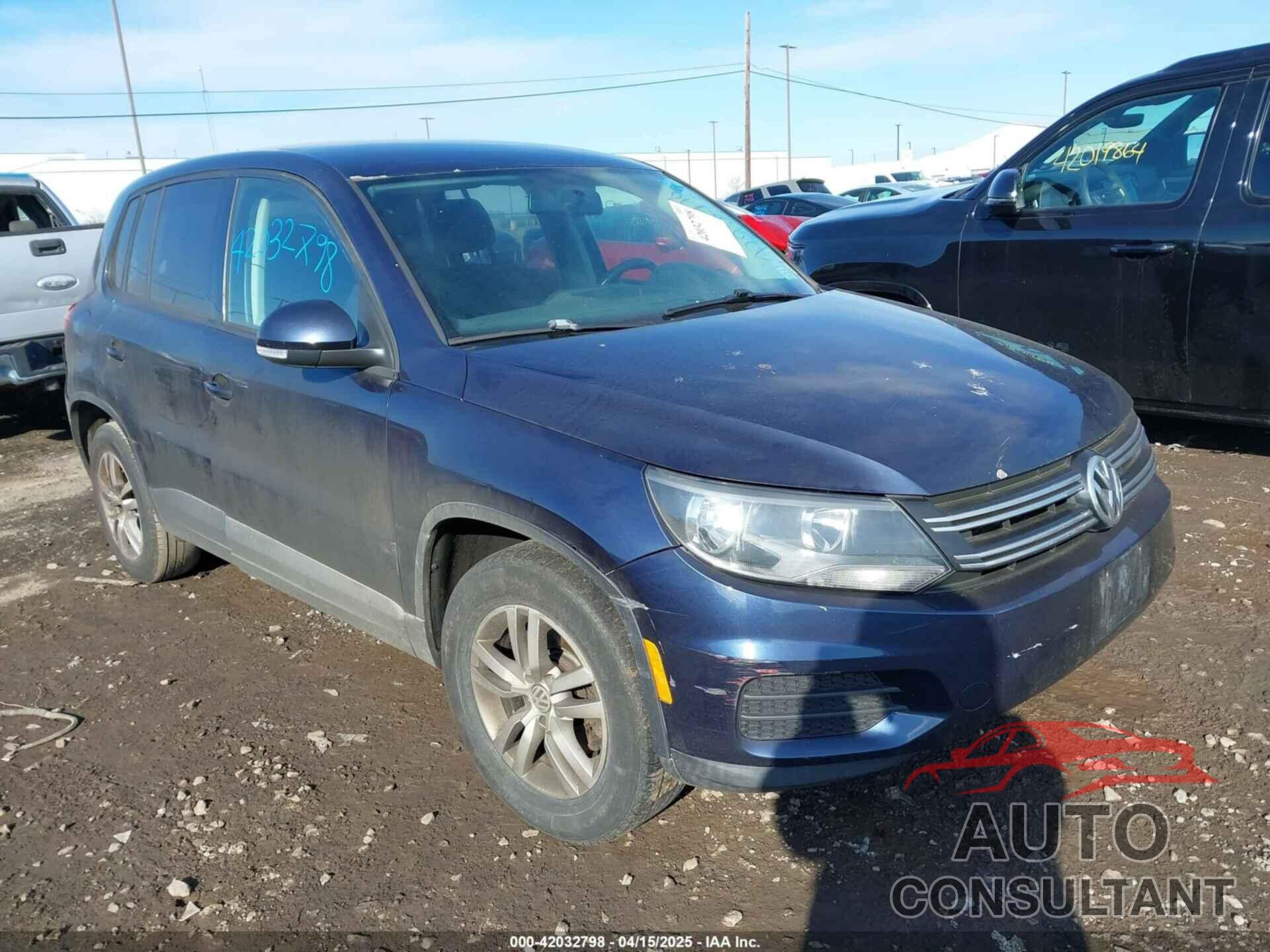 VOLKSWAGEN TIGUAN 2014 - WVGAV3AX7EW541355