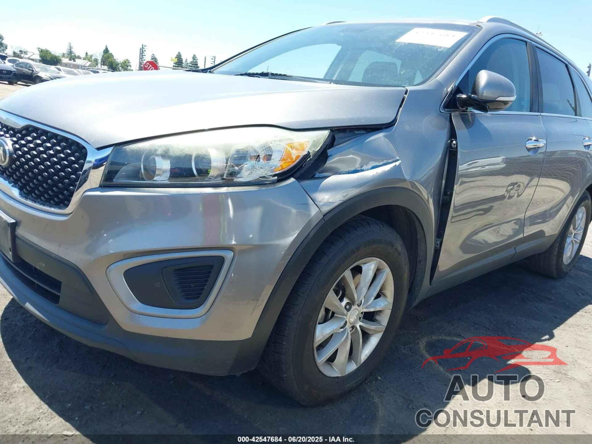 KIA SORENTO 2017 - 5XYPG4A35HG257235