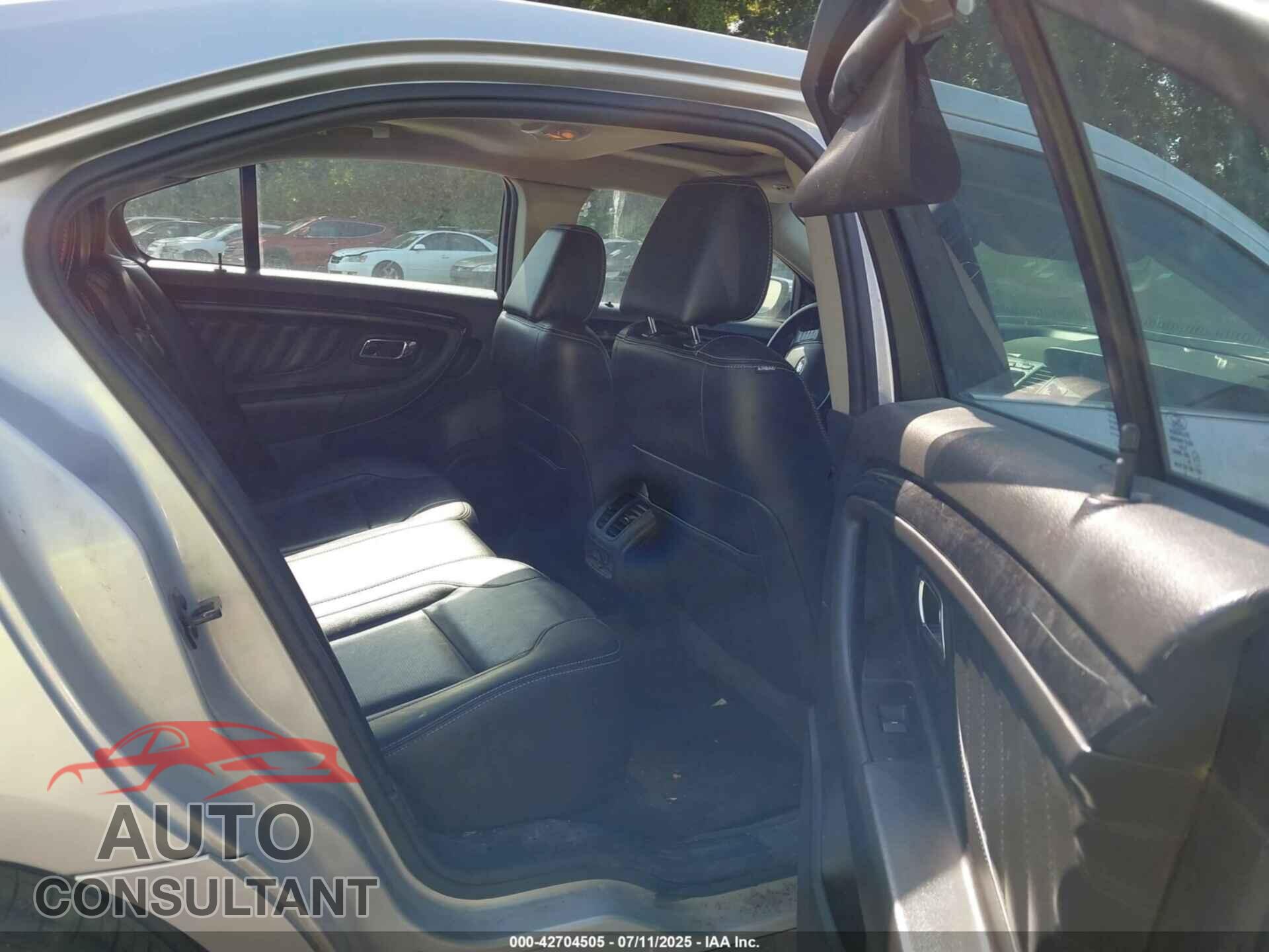 FORD TAURUS 2012 - 1FAHP2FW3CG140390