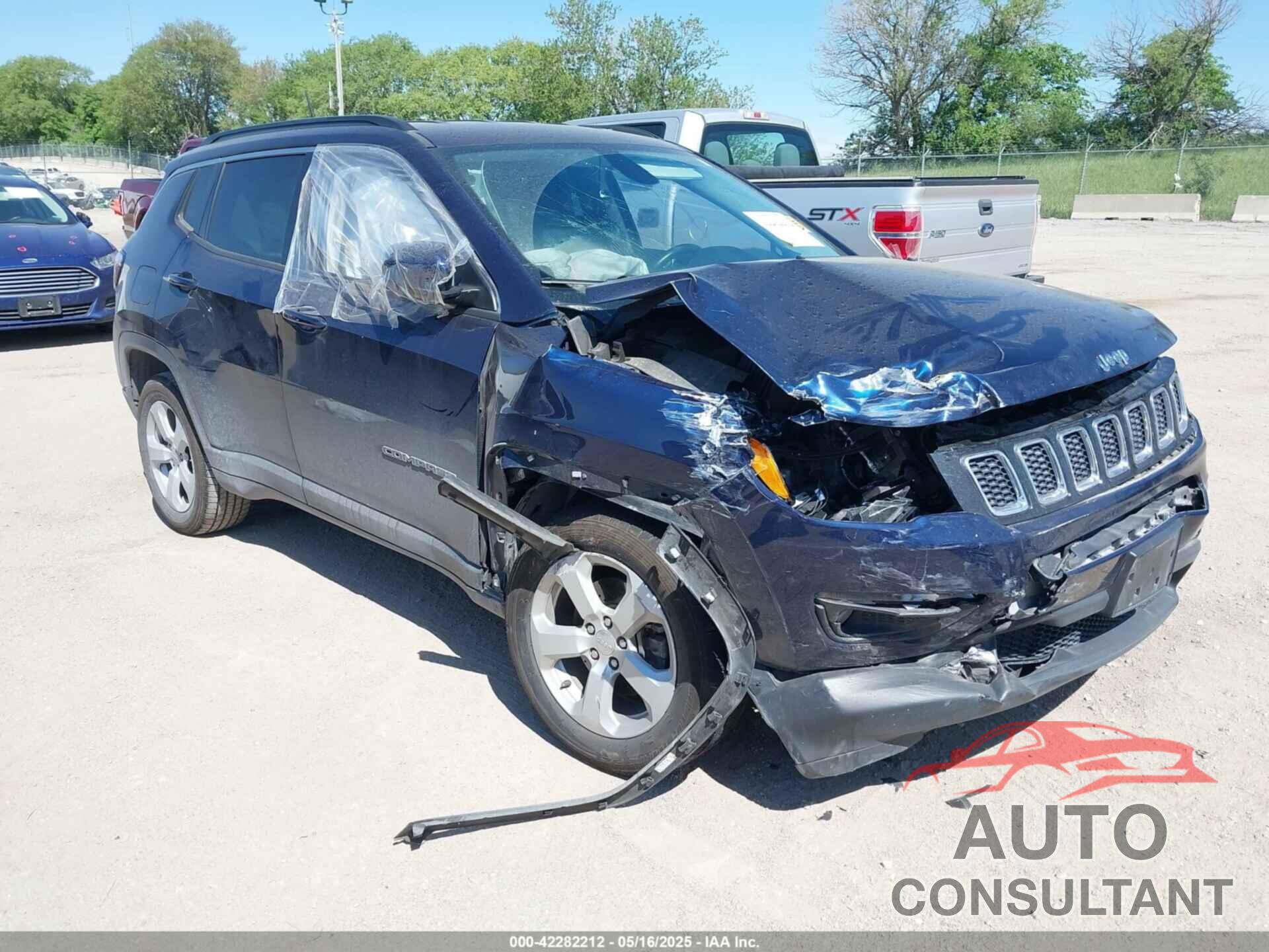 JEEP COMPASS 2018 - 3C4NJDBB1JT321011