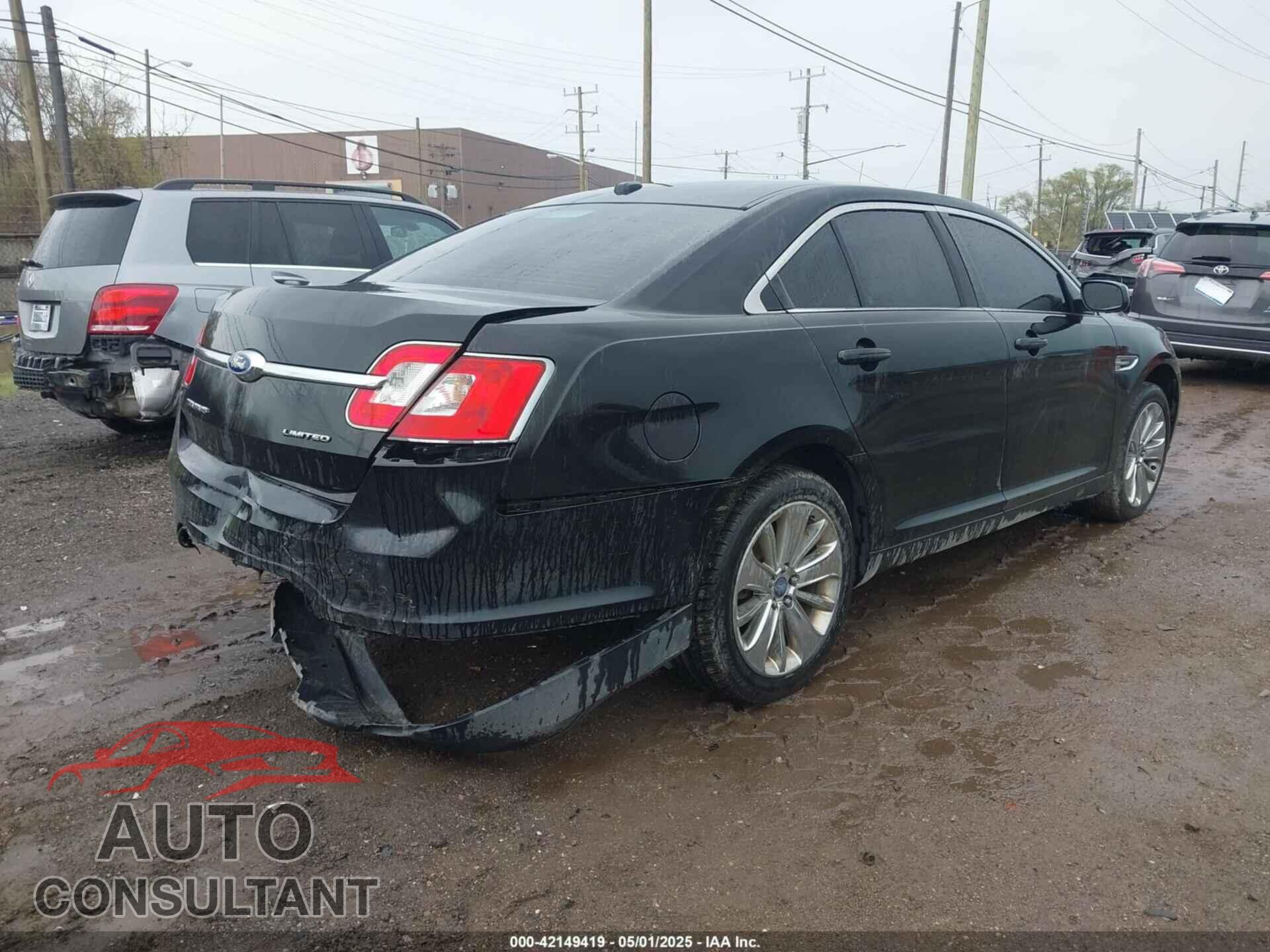 FORD TAURUS 2011 - 1FAHP2FW9BG135032