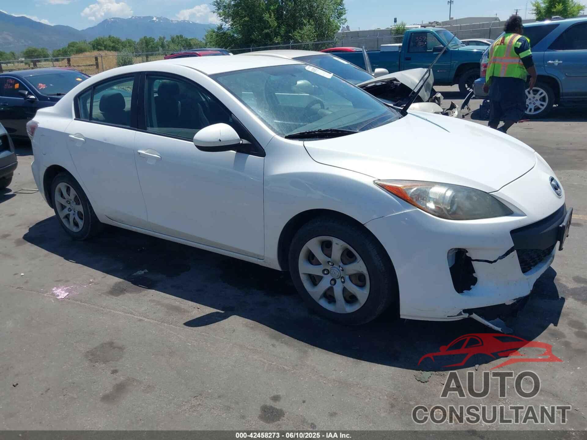 MAZDA MAZDA3 2013 - JM1BL1TG1D1777110