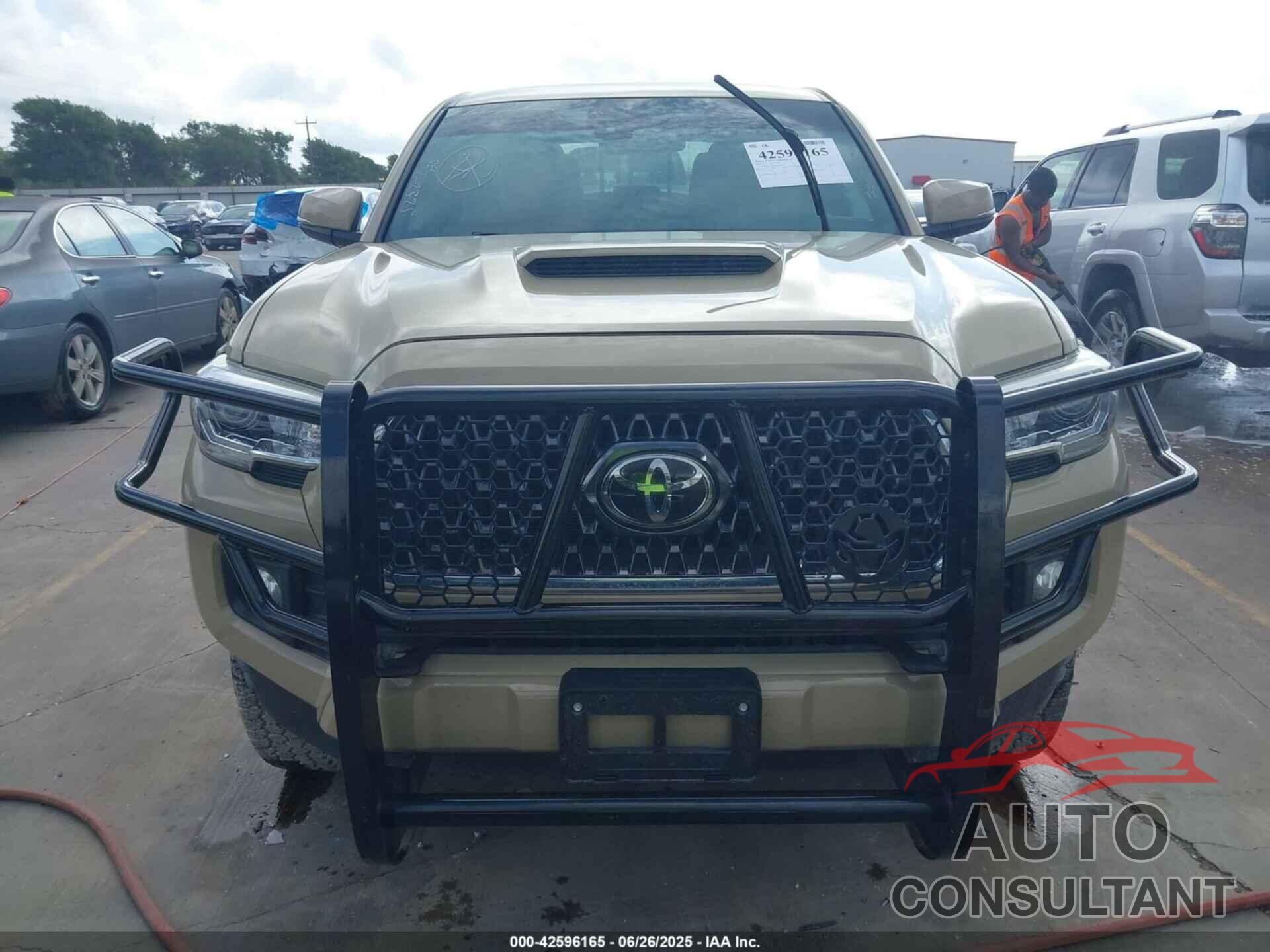 TOYOTA TACOMA 2019 - 3TMCZ5AN8KM208864