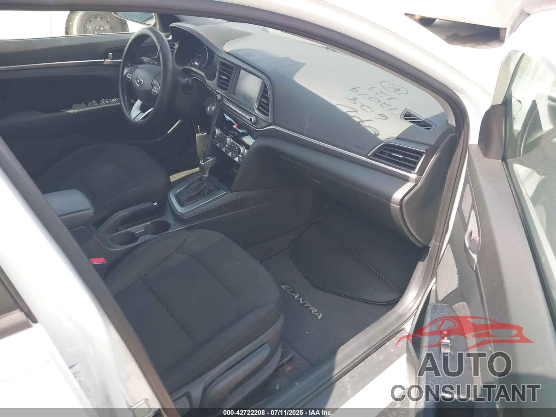 HYUNDAI ELANTRA 2020 - 5NPD84LF7LH554130