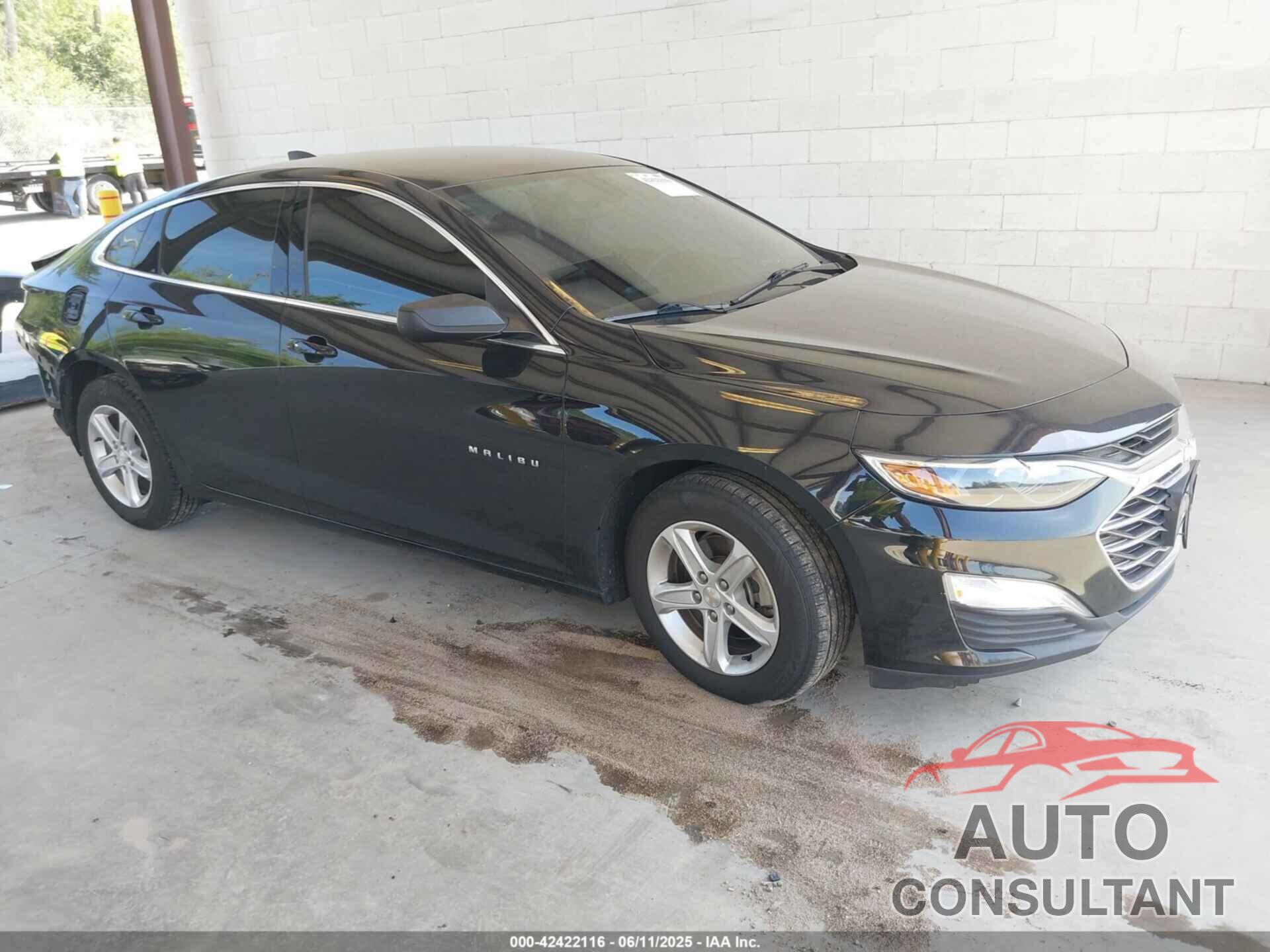 CHEVROLET MALIBU 2020 - 1G1ZC5ST5LF013274