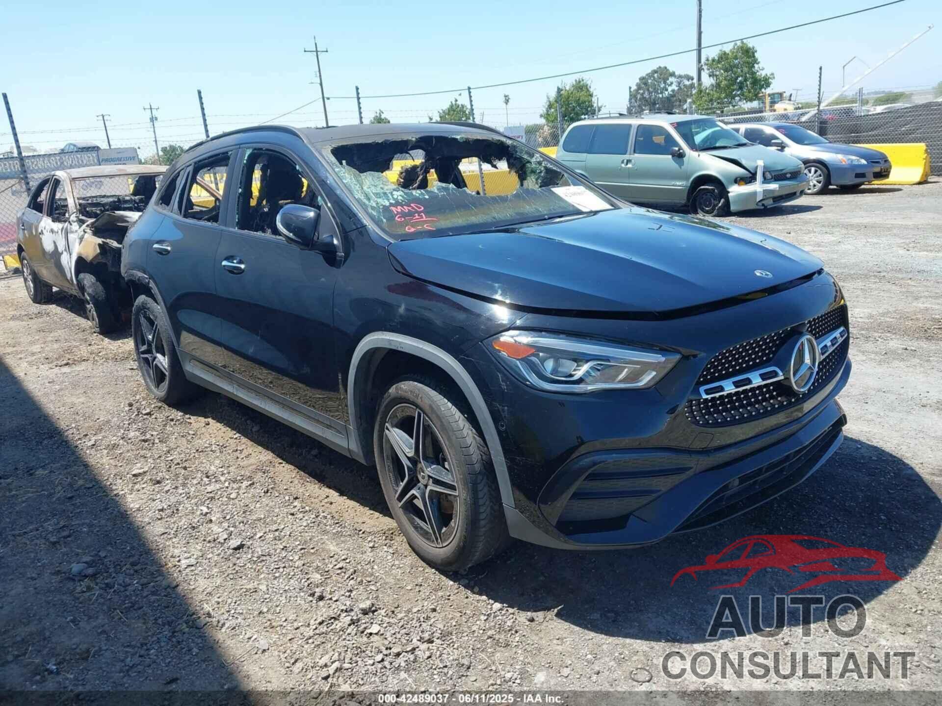 MERCEDES-BENZ GLA 250 2022 - W1N4N4HB1NJ373557