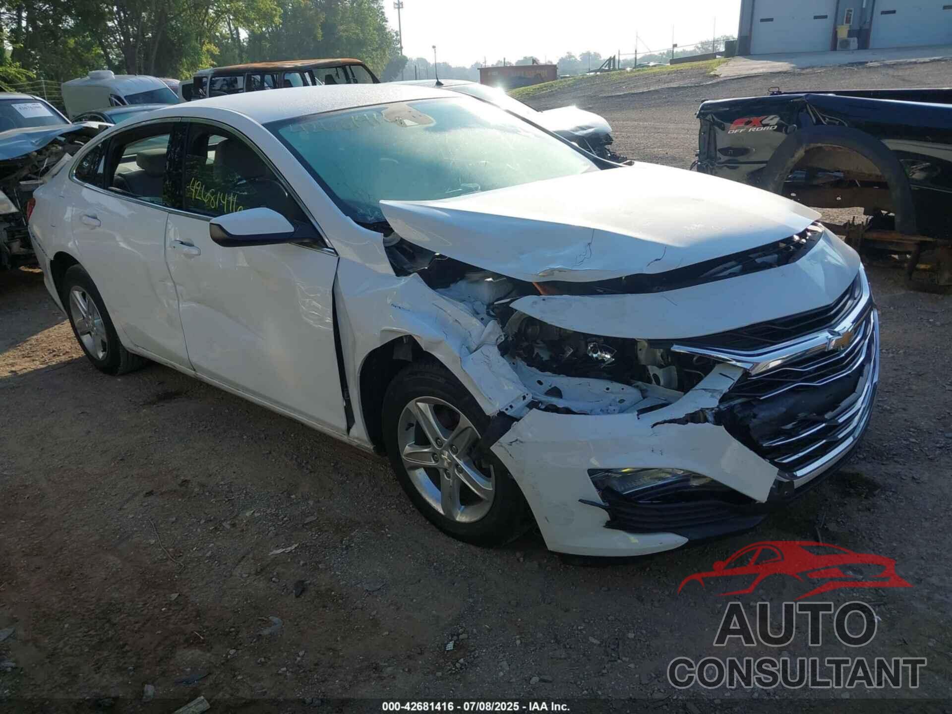 CHEVROLET MALIBU 2020 - 1G1ZC5ST1LF157825