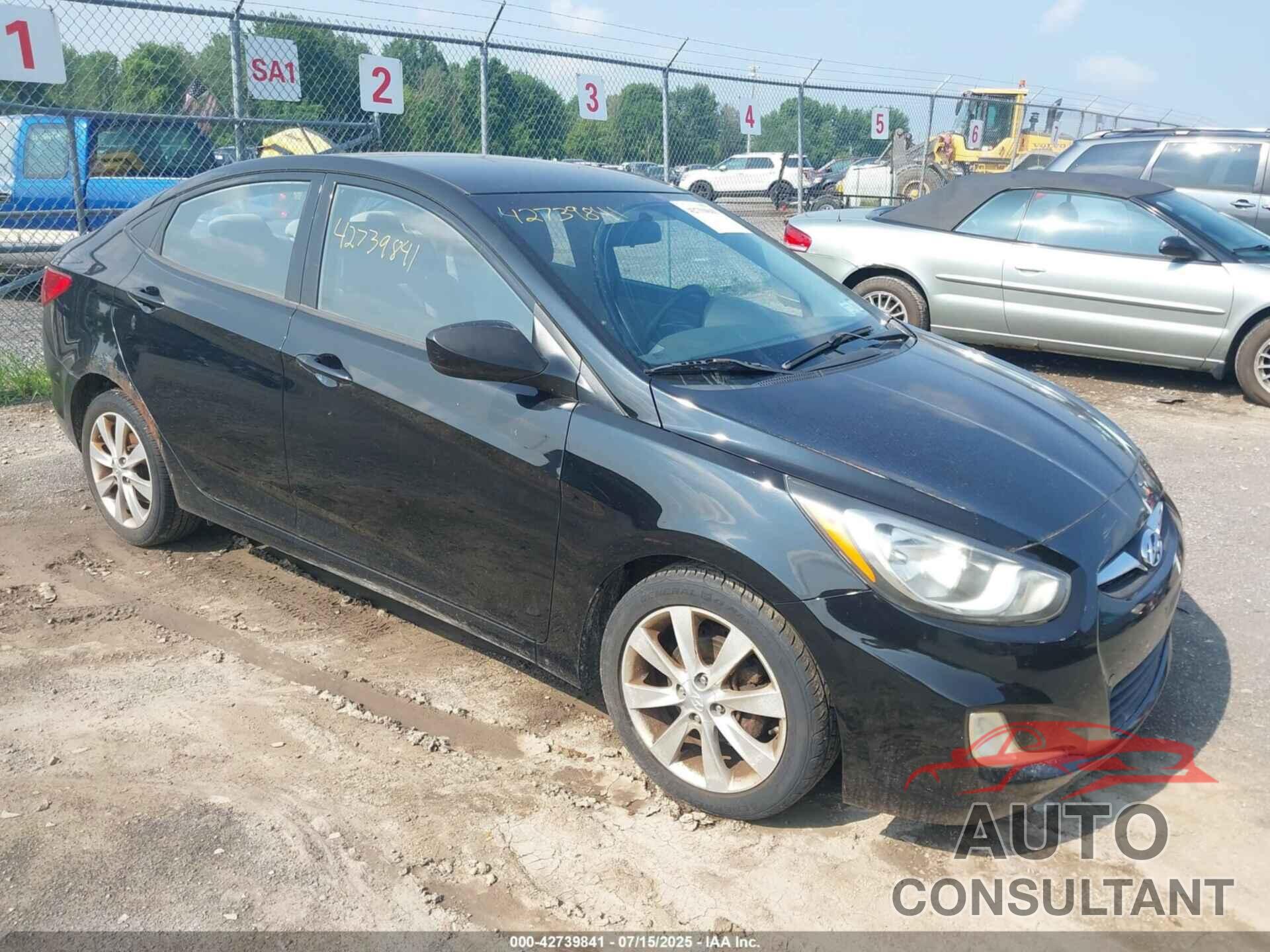 HYUNDAI ACCENT 2012 - KMHCU4AE5CU129248