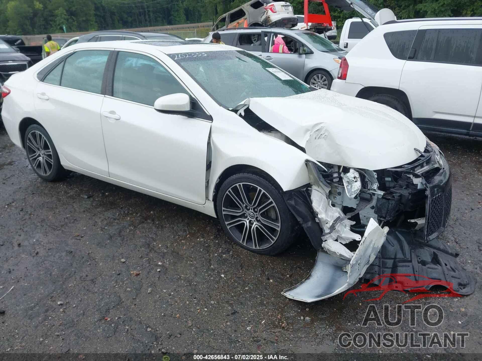 TOYOTA CAMRY 2016 - 4T1BF1FKXGU143980