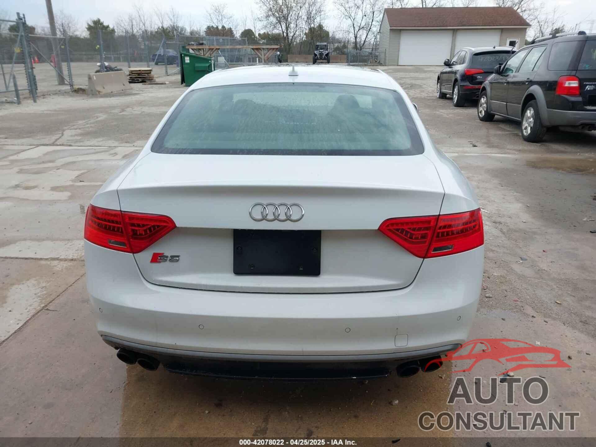 AUDI S5 2013 - WAUVGAFR0DA036314