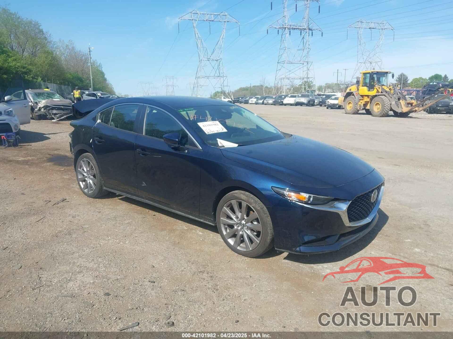 MAZDA MAZDA3 2019 - 3MZBPADL5KM107878