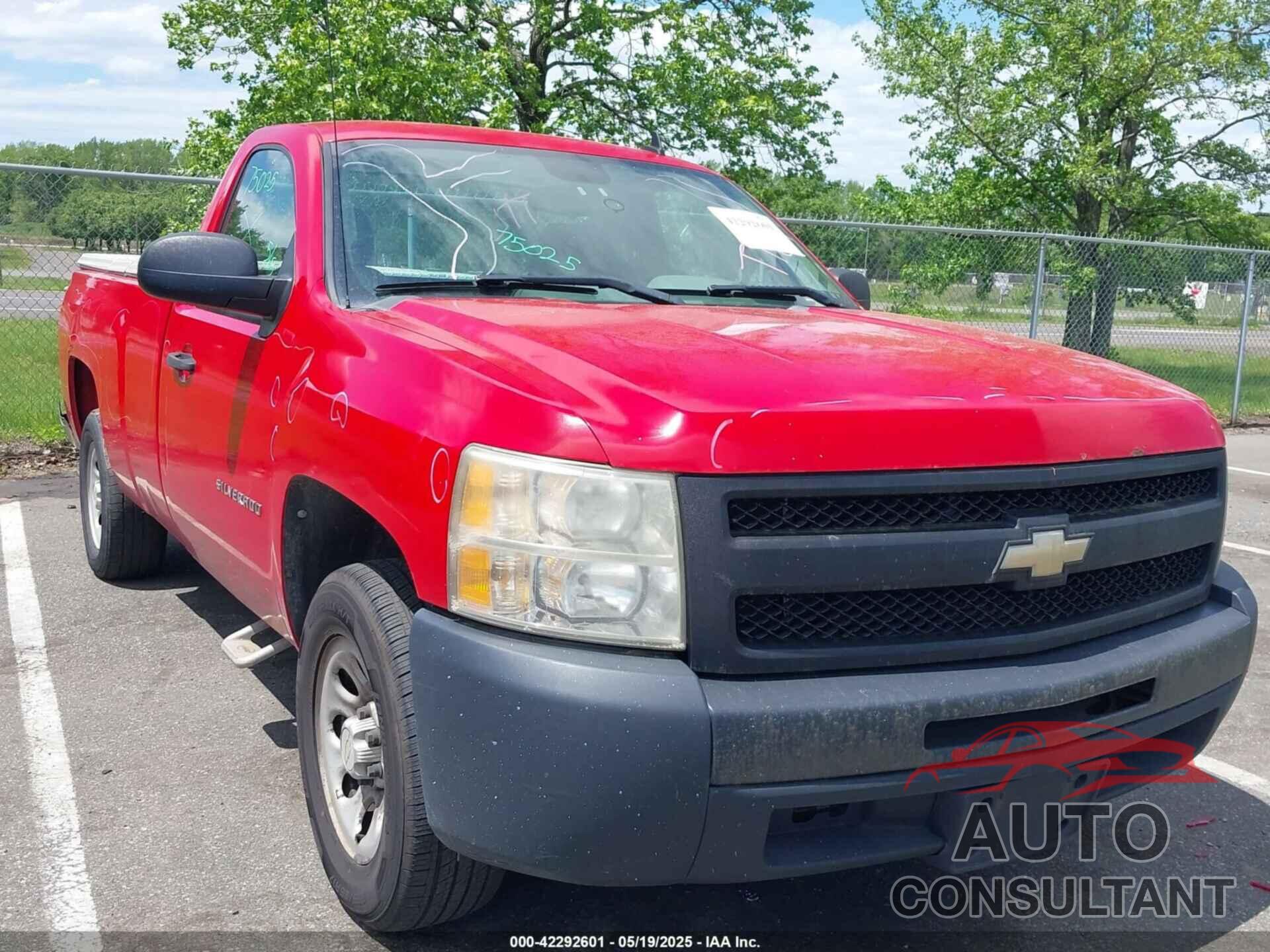 CHEVROLET SILVERADO 1500 2009 - 1GCEC14X29Z292849