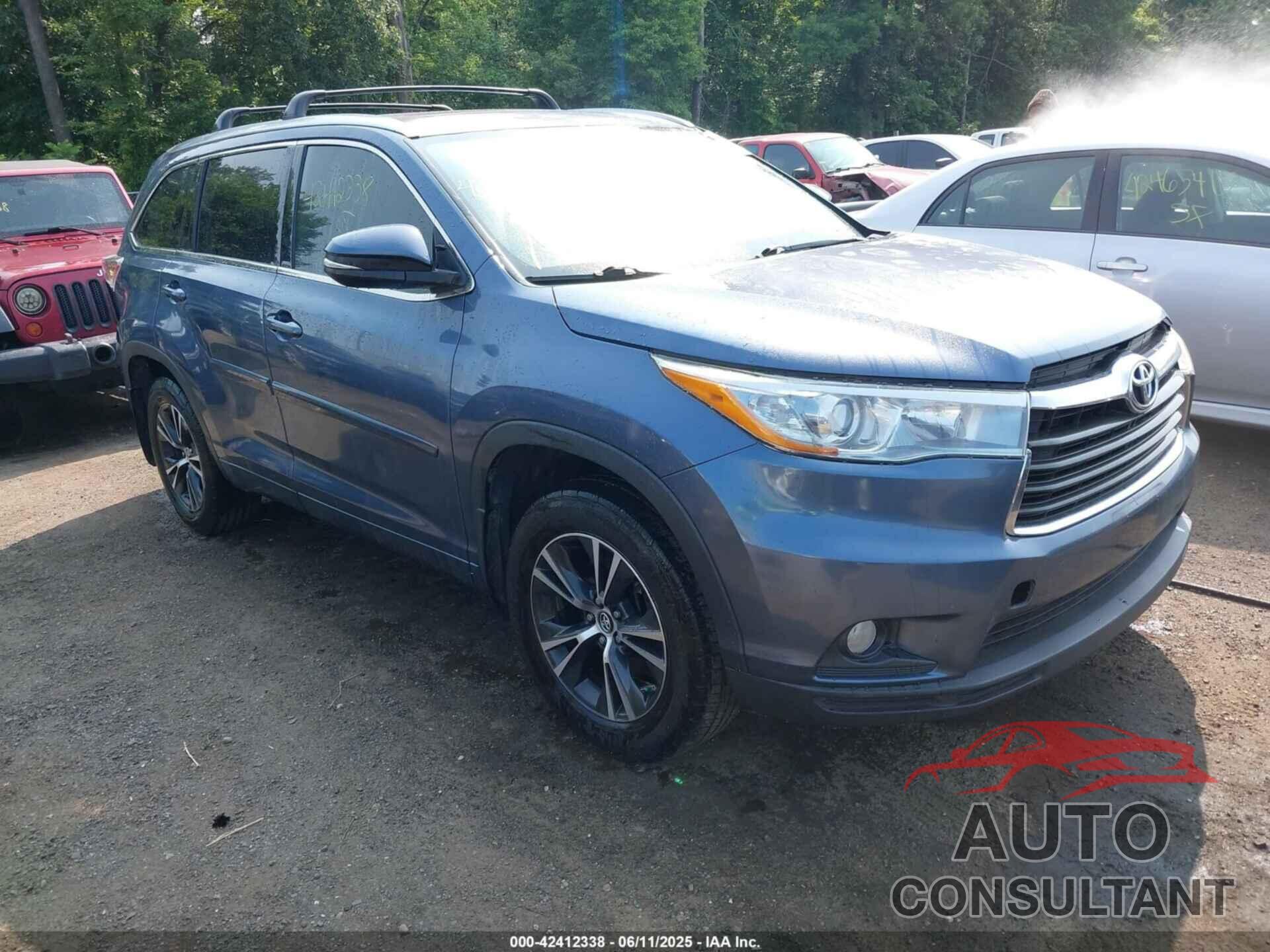 TOYOTA HIGHLANDER 2016 - 5TDJKRFH1GS308849