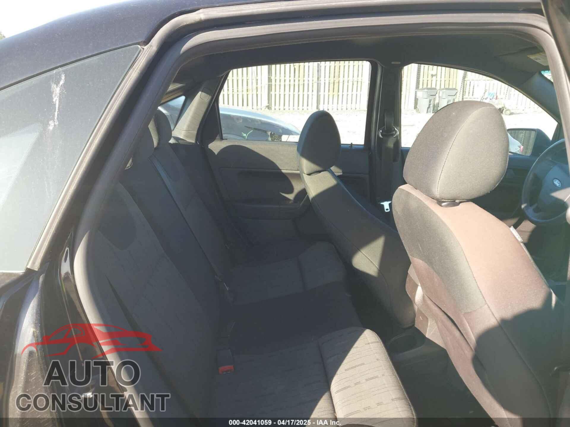 FORD FOCUS 2009 - 1FAHP35N29W246035