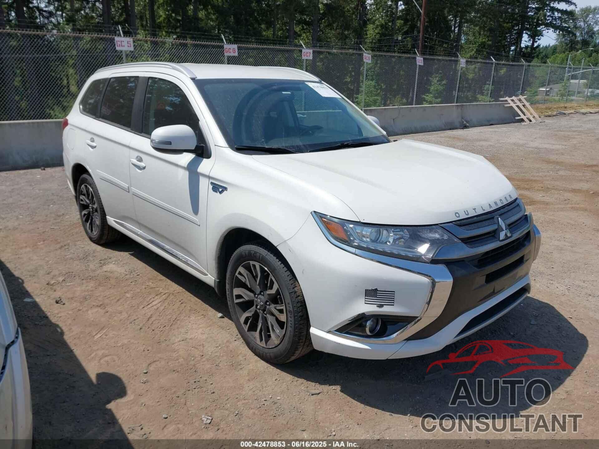 MITSUBISHI OUTLANDER PHEV 2018 - JA4J24A57JZ050272