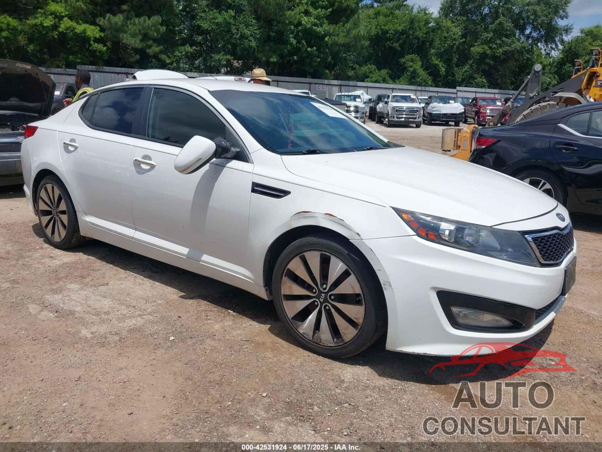KIA OPTIMA 2012 - 5XXGR4A68CG002791